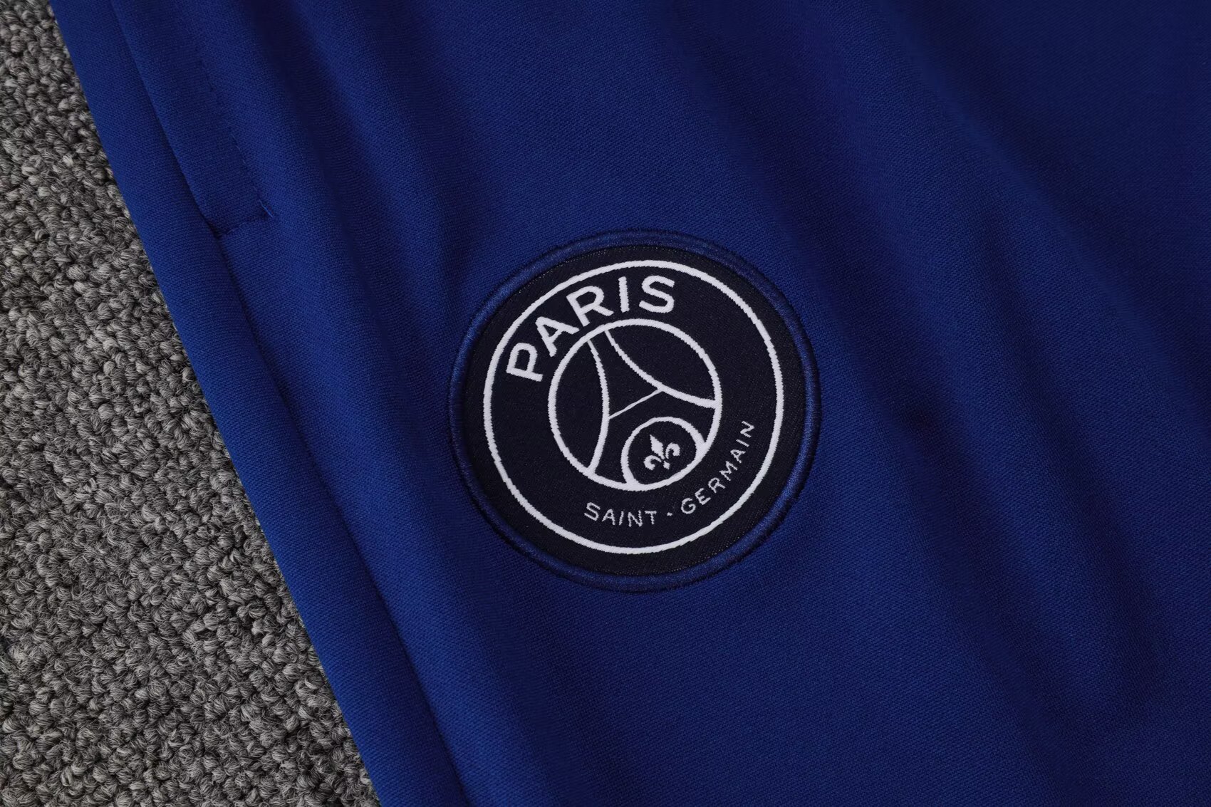 2025/26 Paris Saint-Germain blue training jersey
