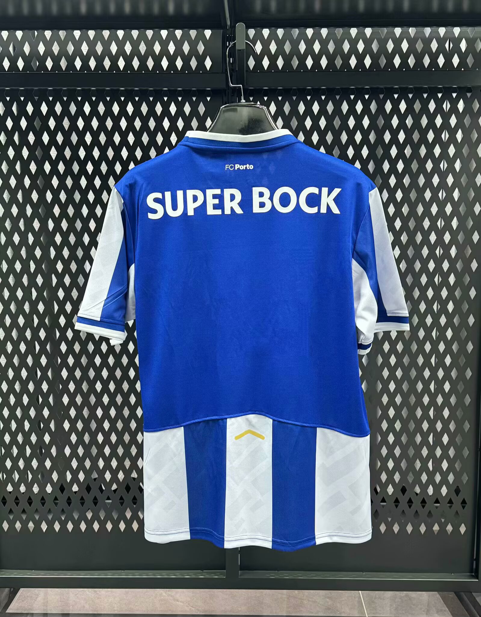 2025-26 Porto Home Jersey - Fan Edition