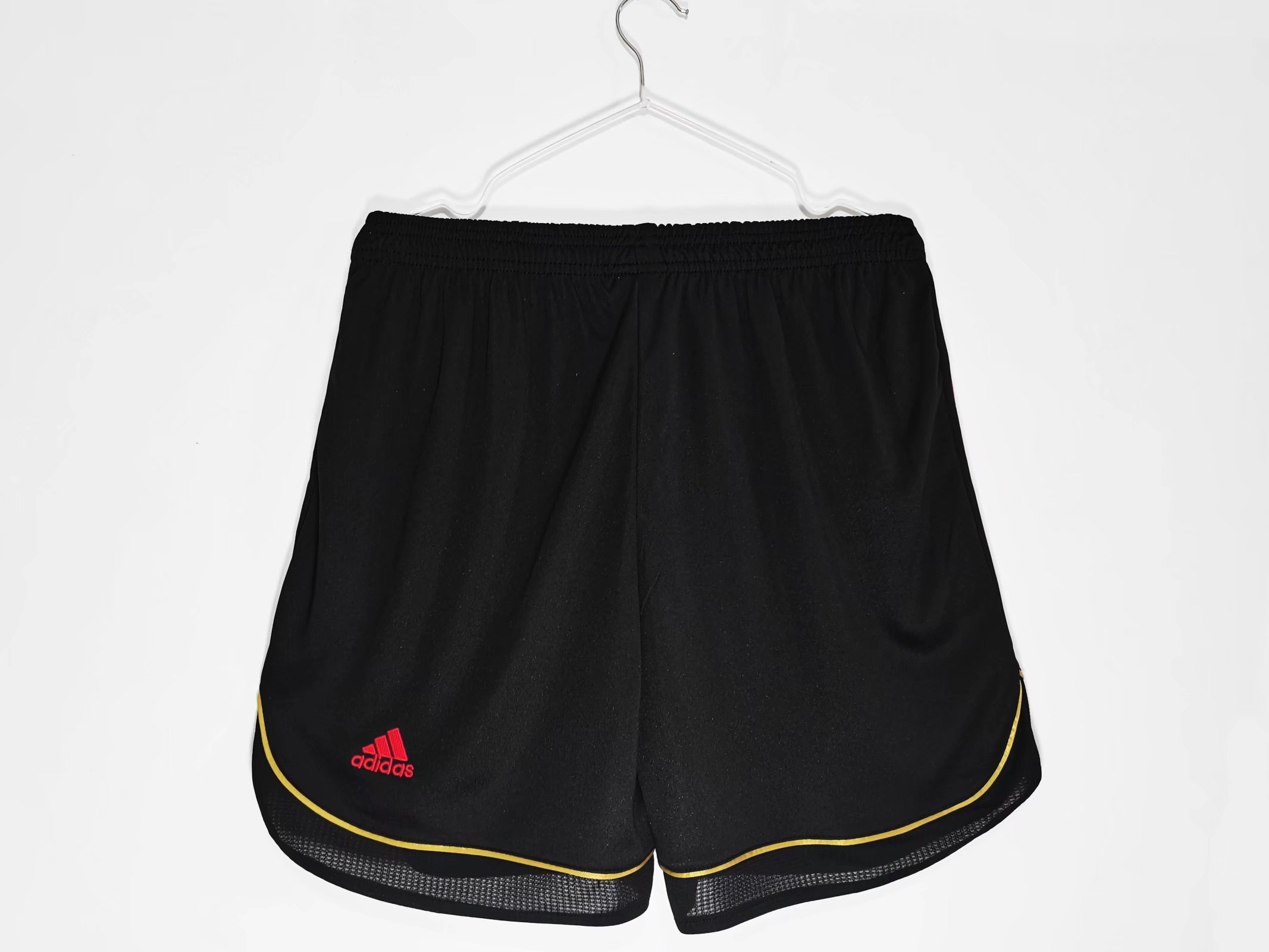2006/07 AC Milan Home Retro Shorts - Fans Edition