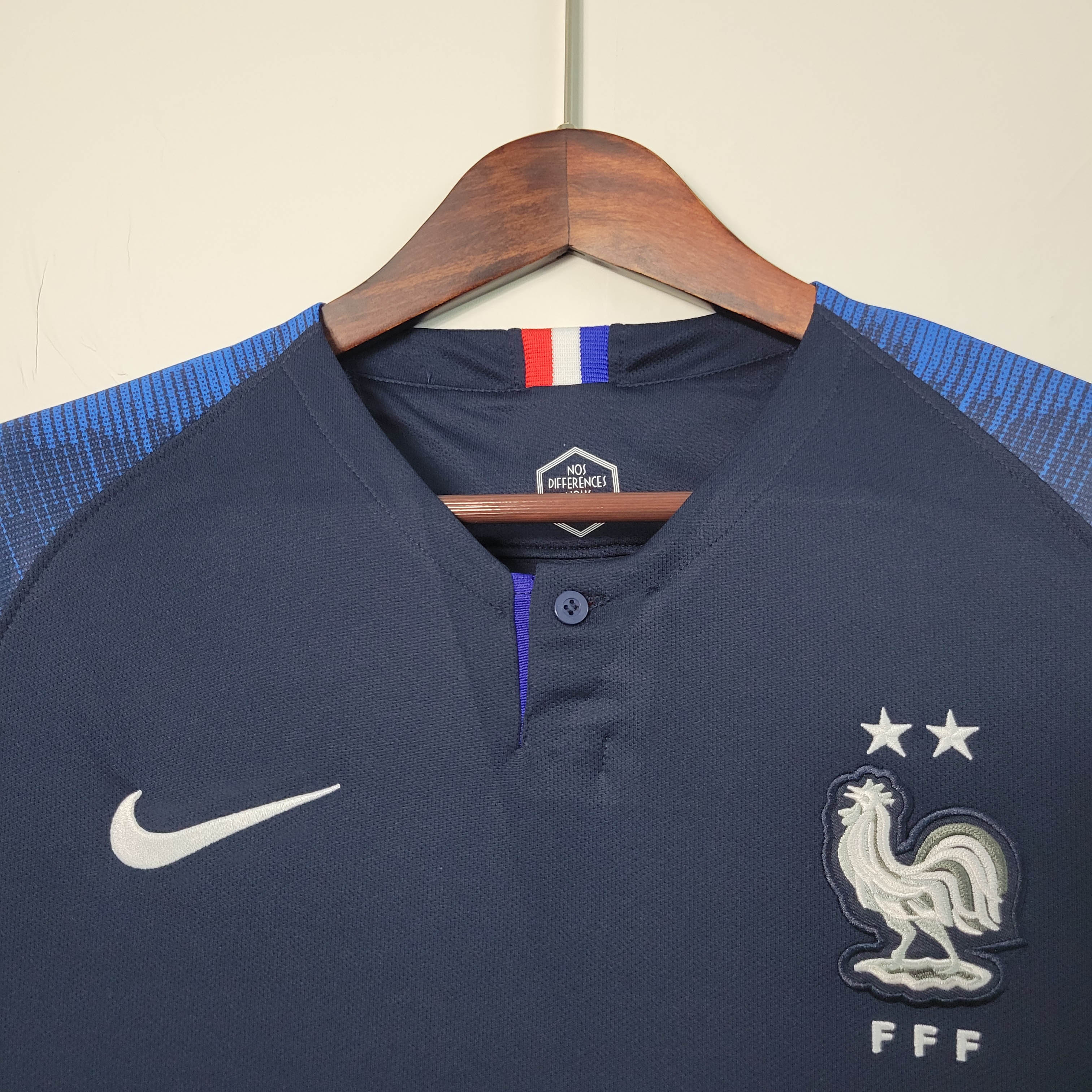 2018 Retro France Home Football Shirt - Fans Edition