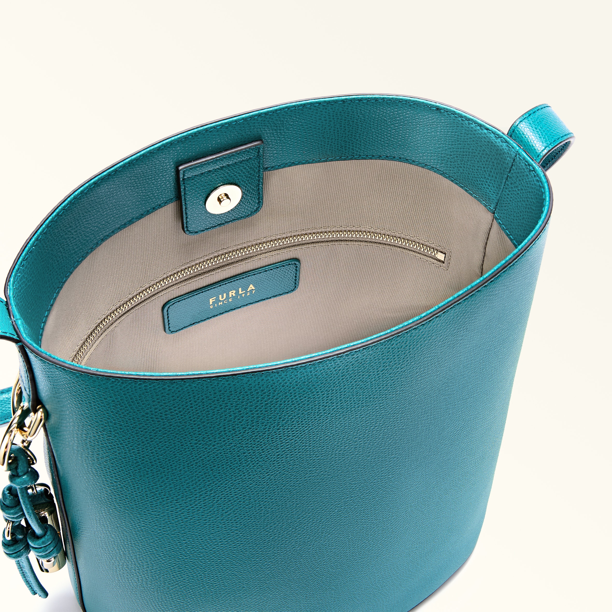 Furla Roxie Bucket Bag S