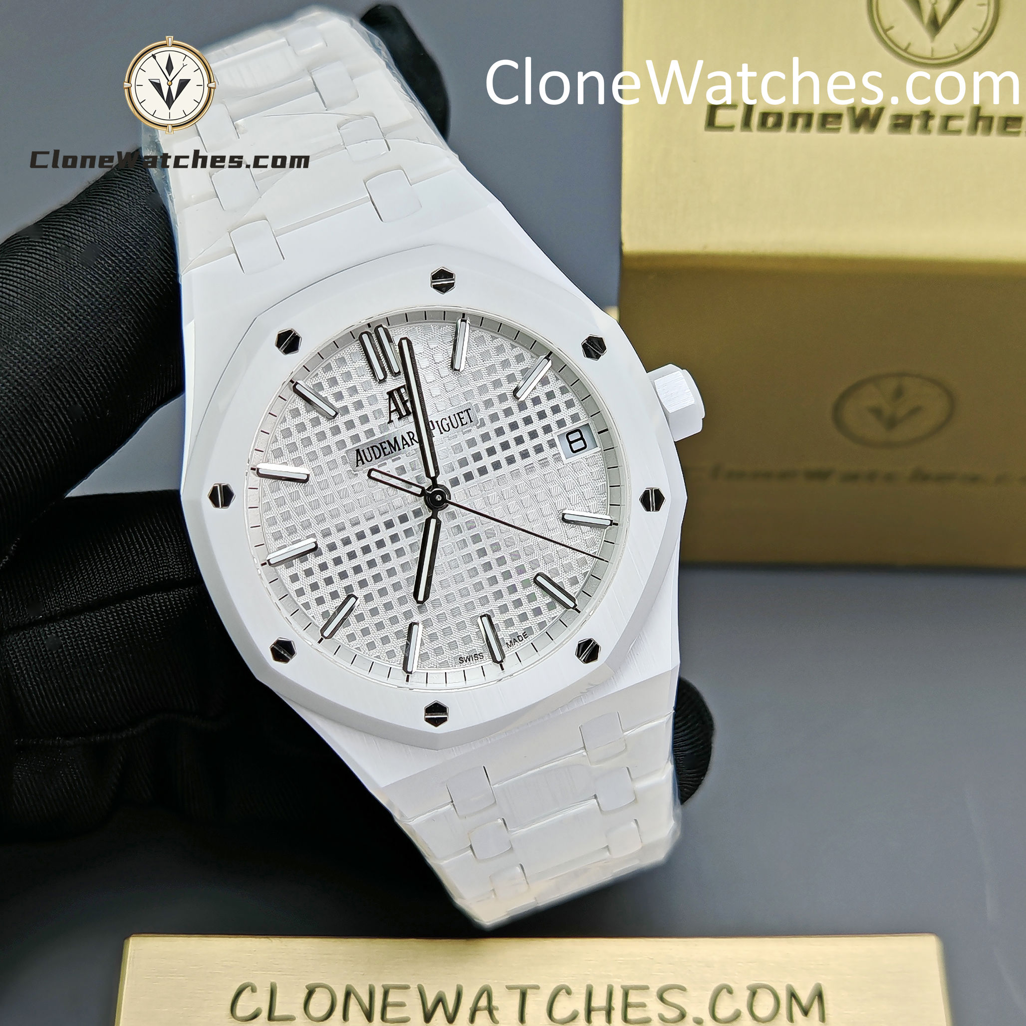 Audemars Piguet Super Clone Watches 1:1 Royal Oak White Ceramic 15500 White Dial 41MM