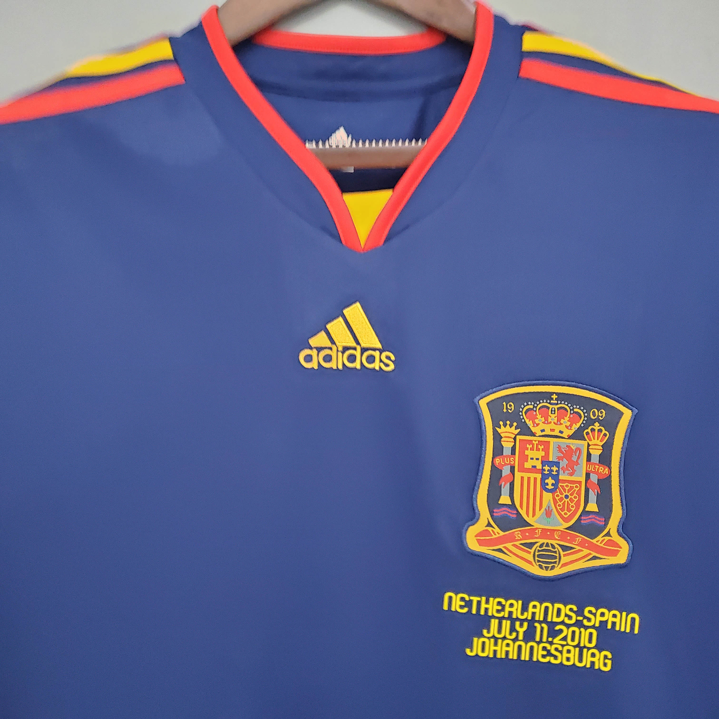 2010 Retro Spain Away Soccer Shirt - Fans Edition