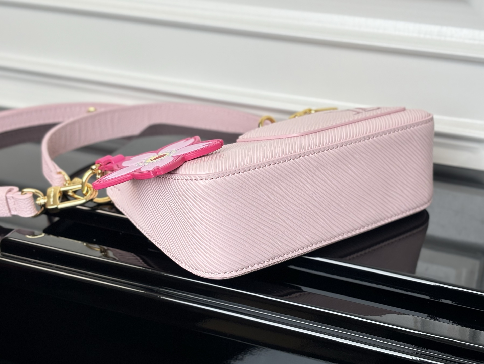 [TOP]Designer LV x TM Marellini Epi grained cowhide leather - Cheeky Pink