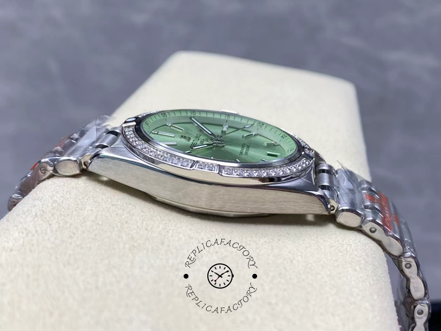 Breitling Chronomat Automatic 36 Mint Green Dial A10380591L1A1 Replica