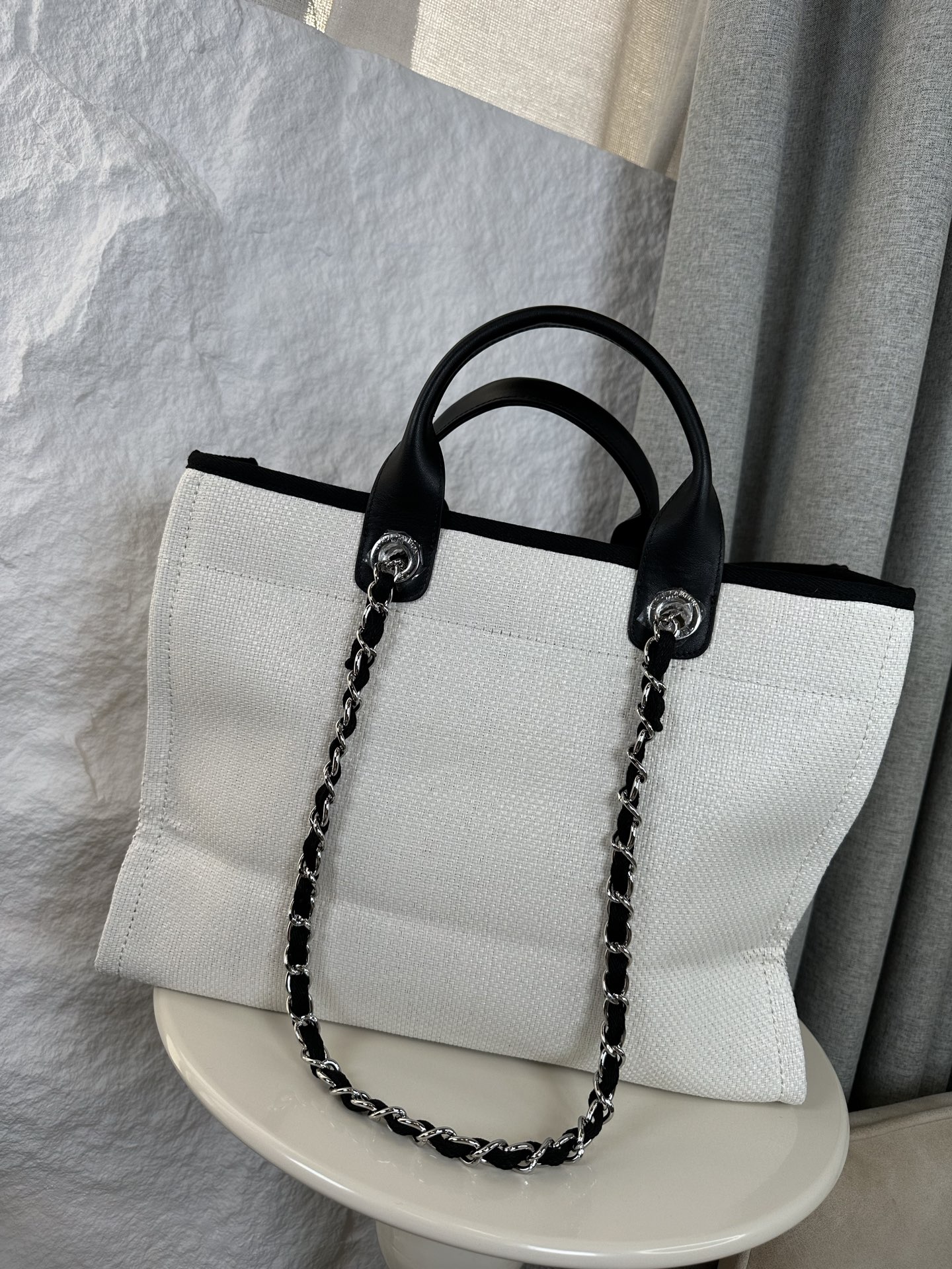 Chanel classic beach cloth bag new color mother and child beach denim canvas bag  38*32*18cm Bag opening: 50cm