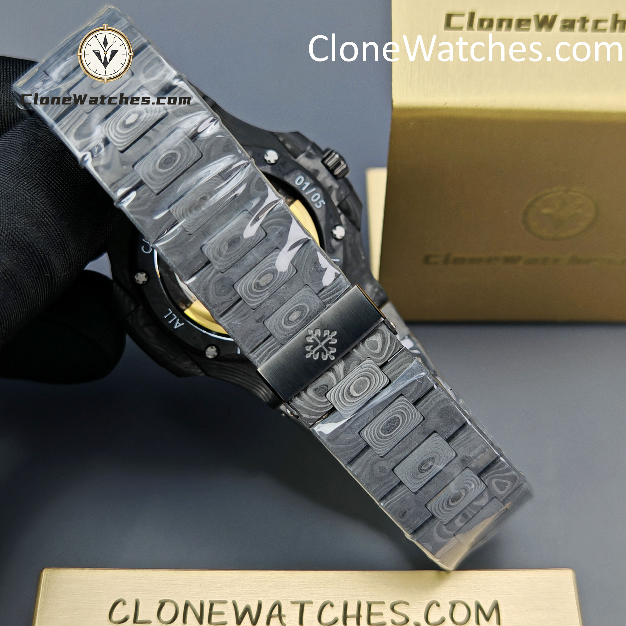 Modified Super Clone Watches 1:1 DiW Patek Philippe Nautilus 5711 BLACK GRAIL G-BLUE