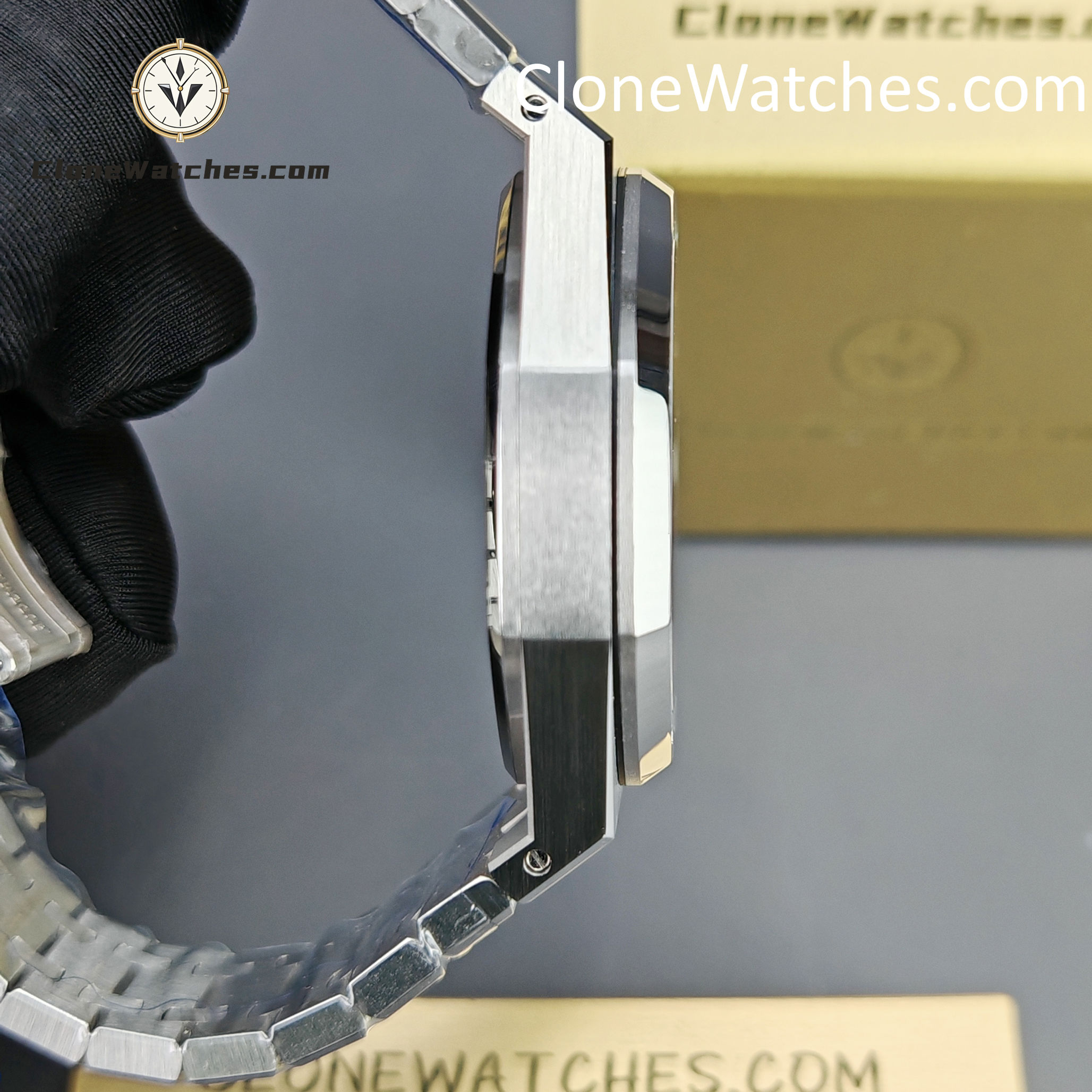 Audemars Piguet Super Clone Watches 1:1 Royal Oak White Dial 26331ST Selfwinding Chronograph