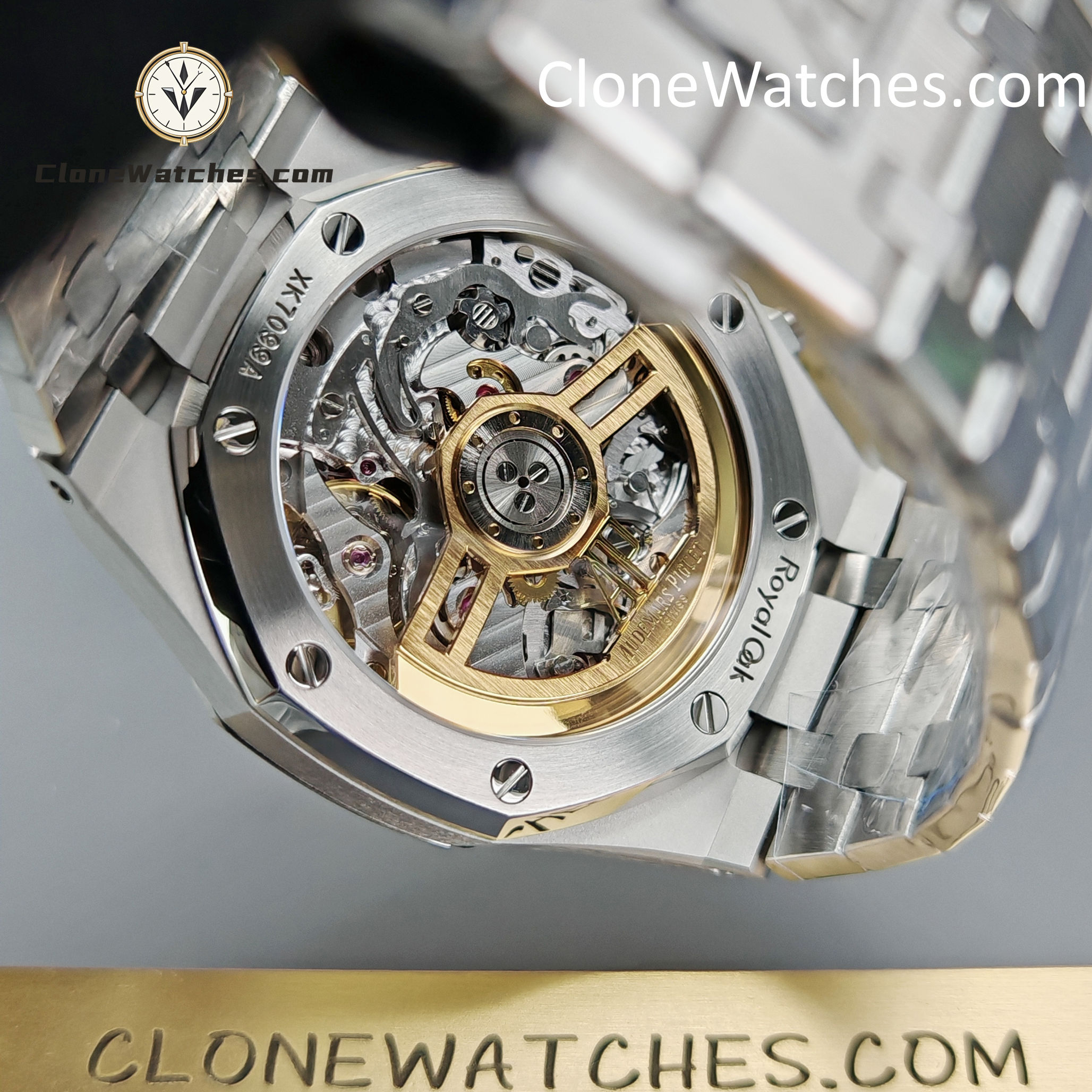 Audemars Piguet Super Clone Watches 1:1 Royal Oak White Dial 26240 Selfwinding Chronograph