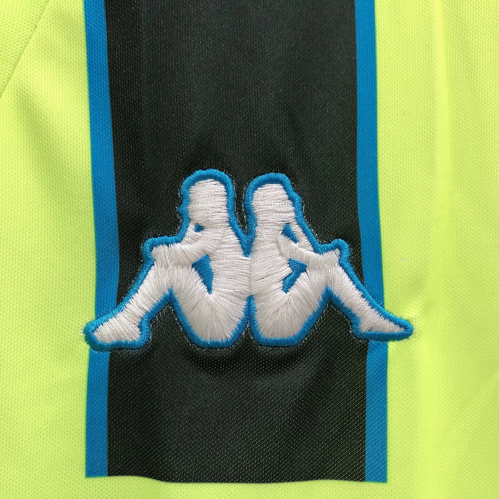 1998/1999 Manchester City away jersey: 1Thai quality - Fans Edition