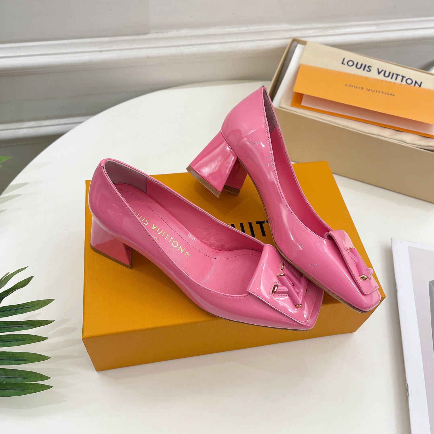 Louis Vuitton LV Trendy Casual Chunky Heels Slide Sandal