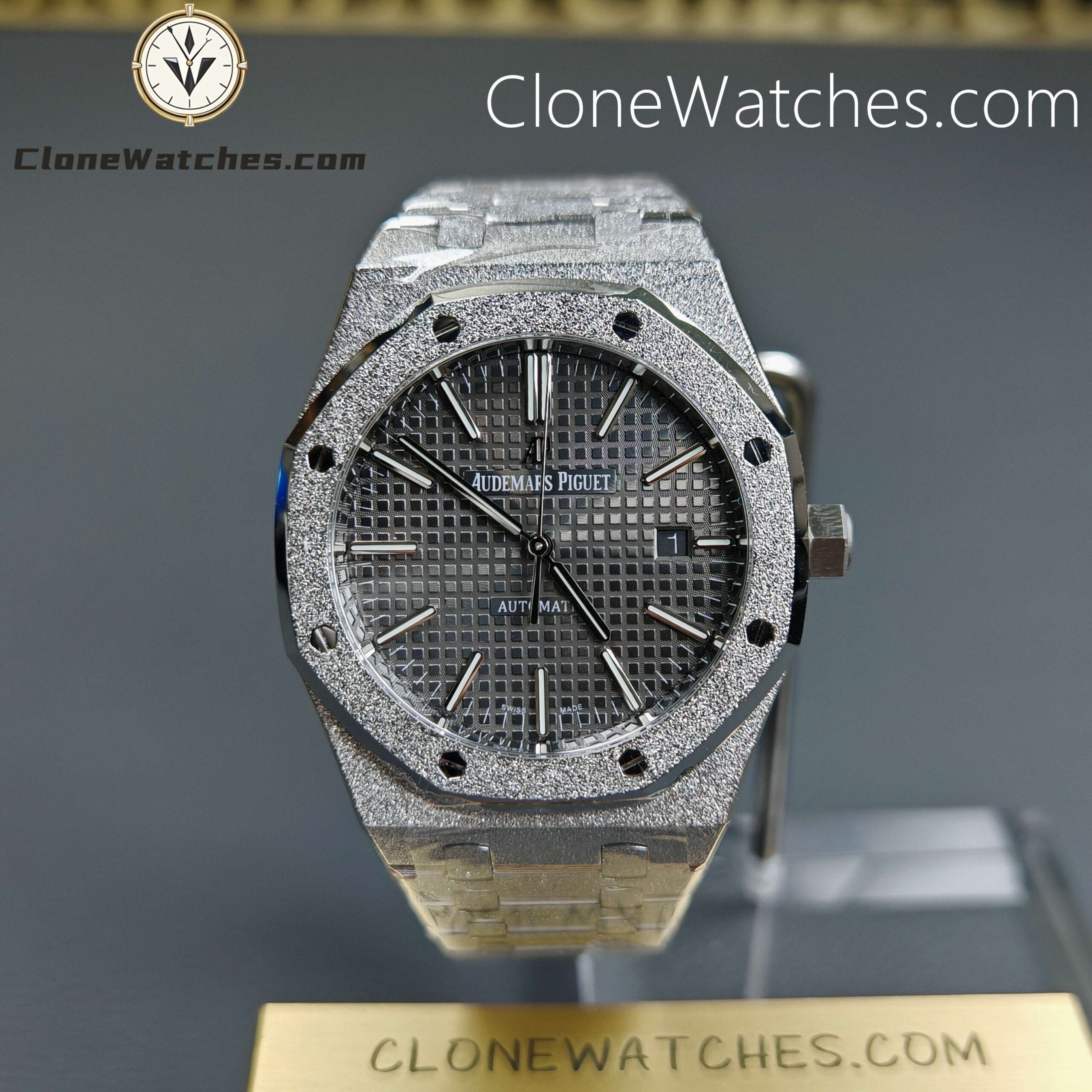 Audemars Piguet Super Clone Watches 1:1 Royal Oak Frost 15400 Grey Dial
