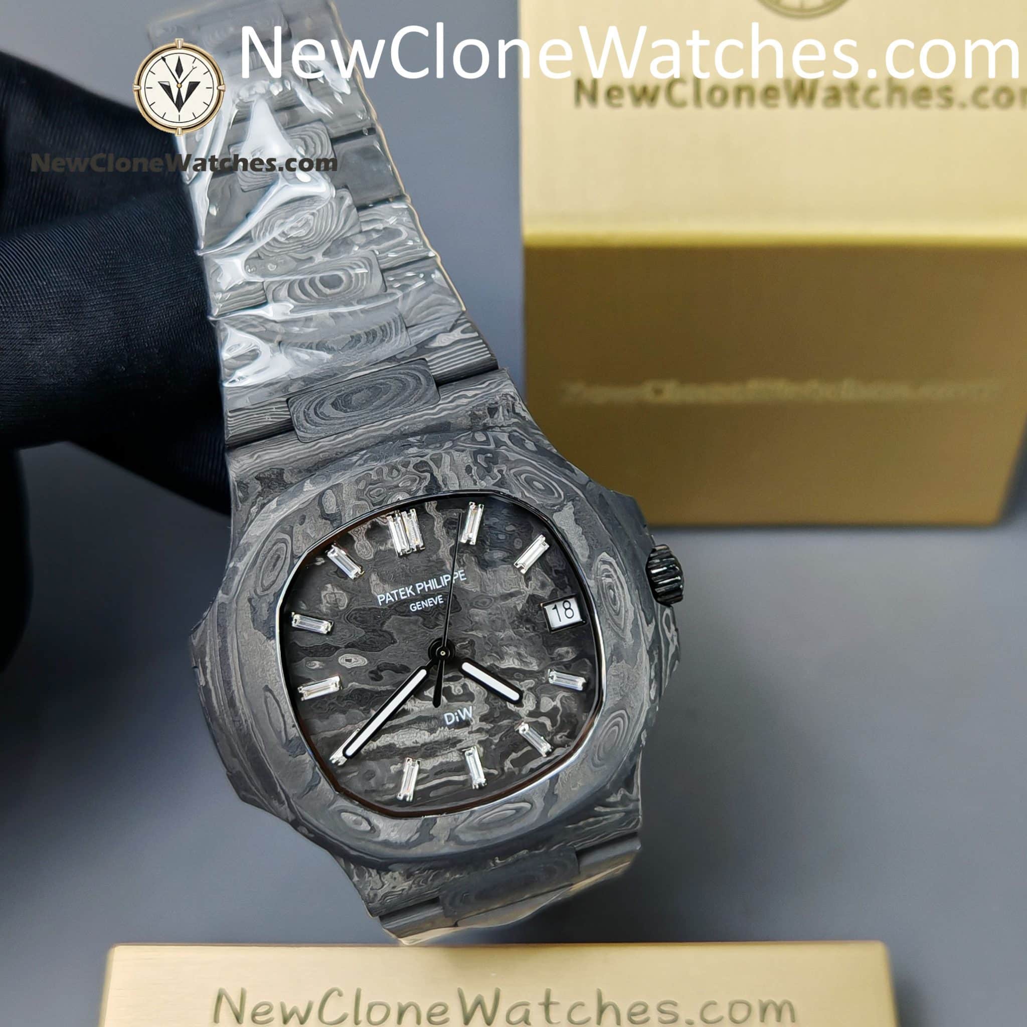 Modified Super Clone Watches 1:1 DiW Patek Philippe Nautilus 5711 Carbon Dial On Carbon Bracelet