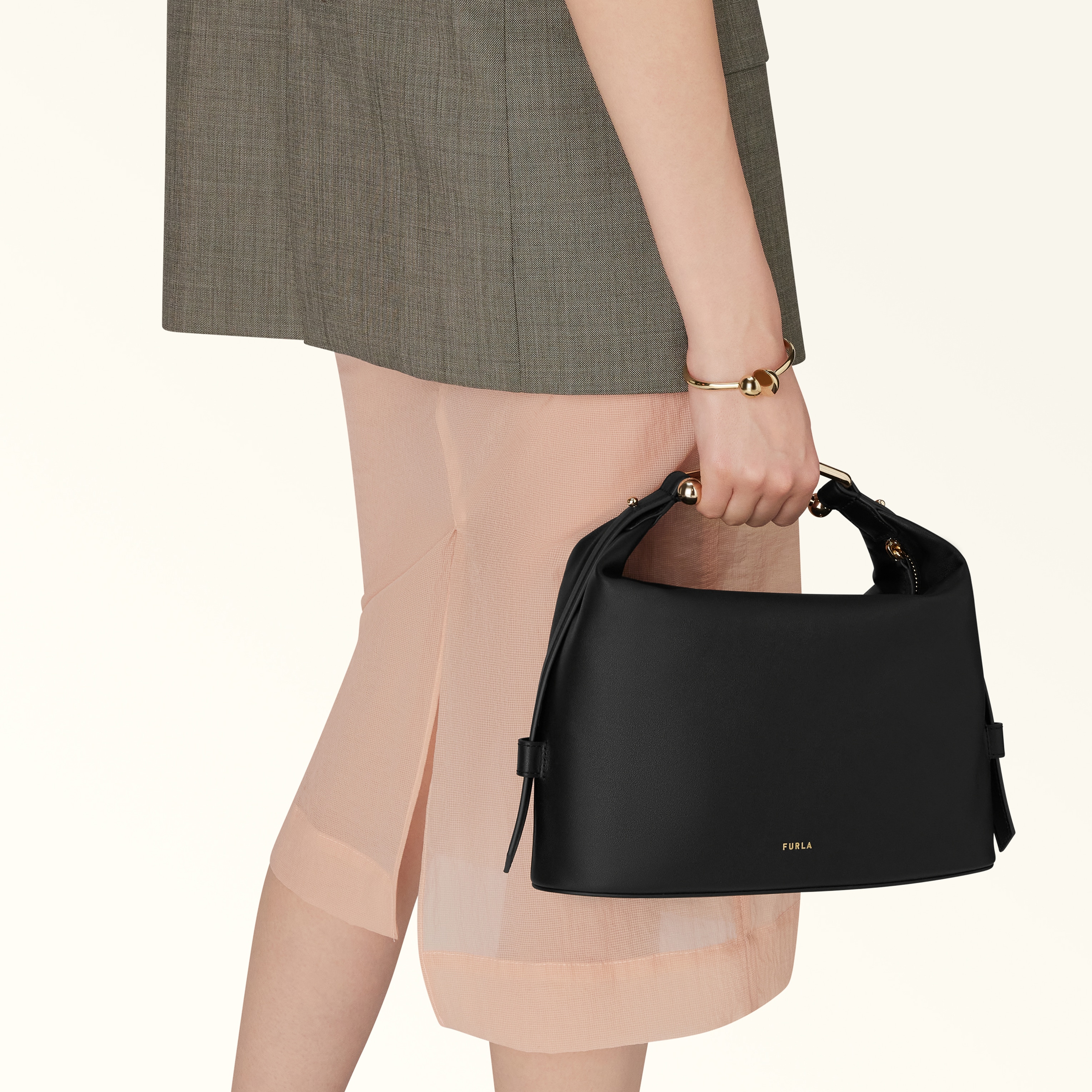 Furla Nuvola Shoulder Bag M