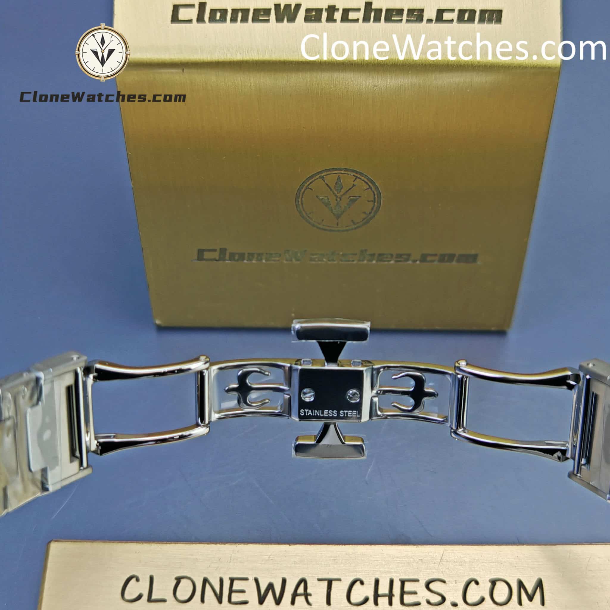 Patek Philippe Super Clone Watches 1:1 Nautilus Blue Dial 7118/1A 35.2 mm