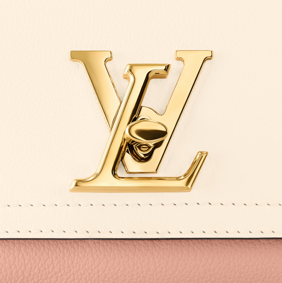 Louis Vuitton M21084 LockMe Tender
