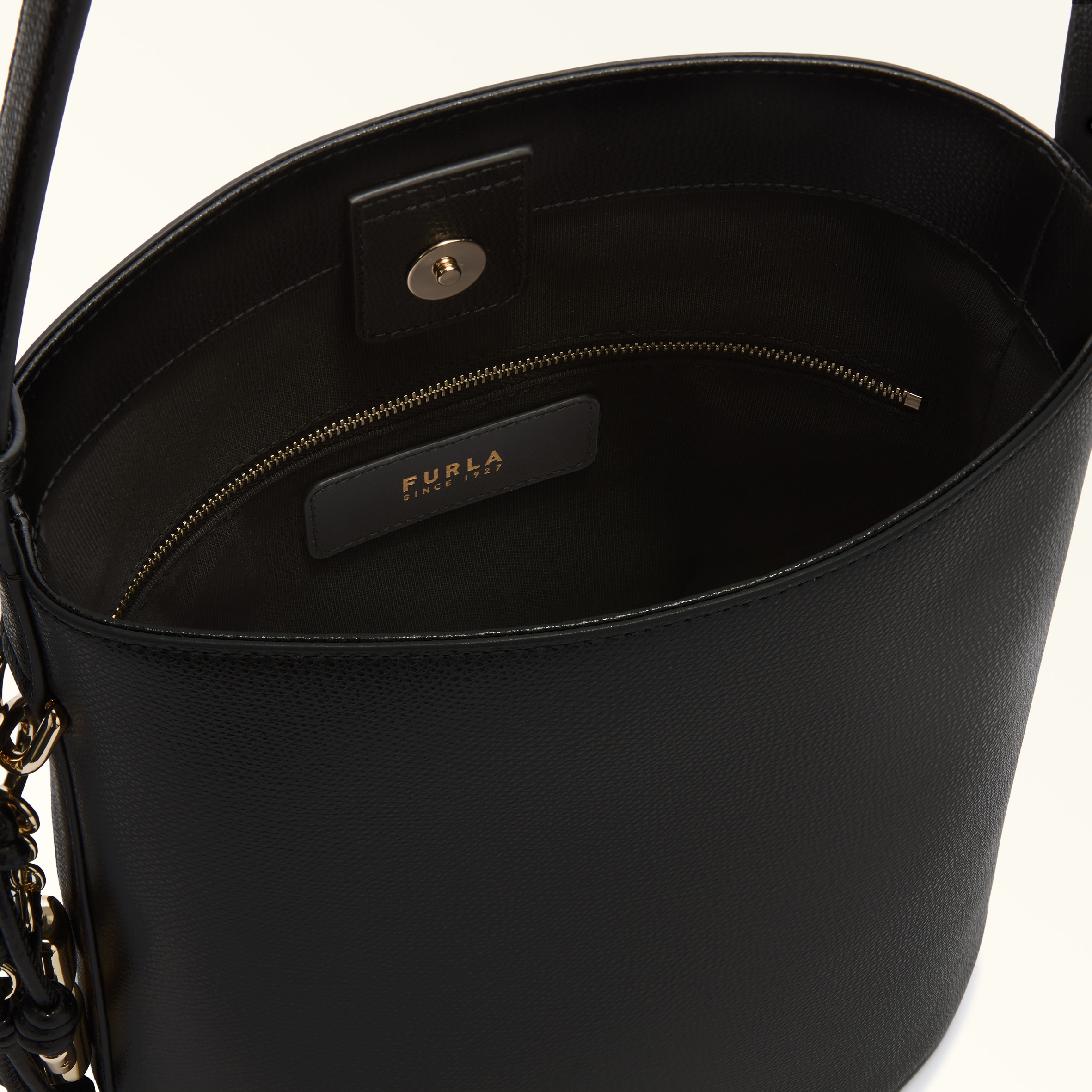 Furla Roxie Bucket Bag S