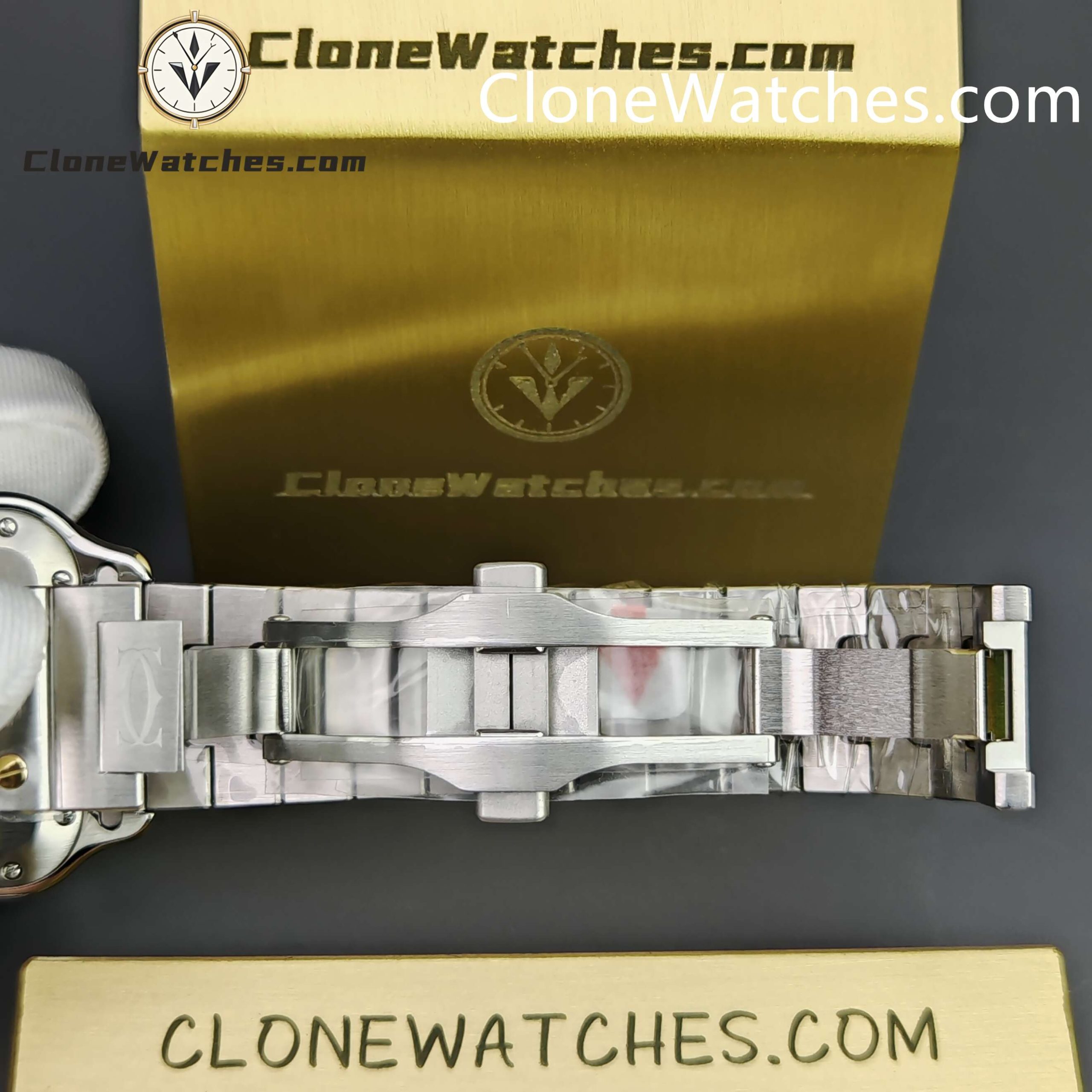 Cartier Super Clone Watches 1:1 Santos Series White Dial 18K gold plated 35.1MM W2SA0016
