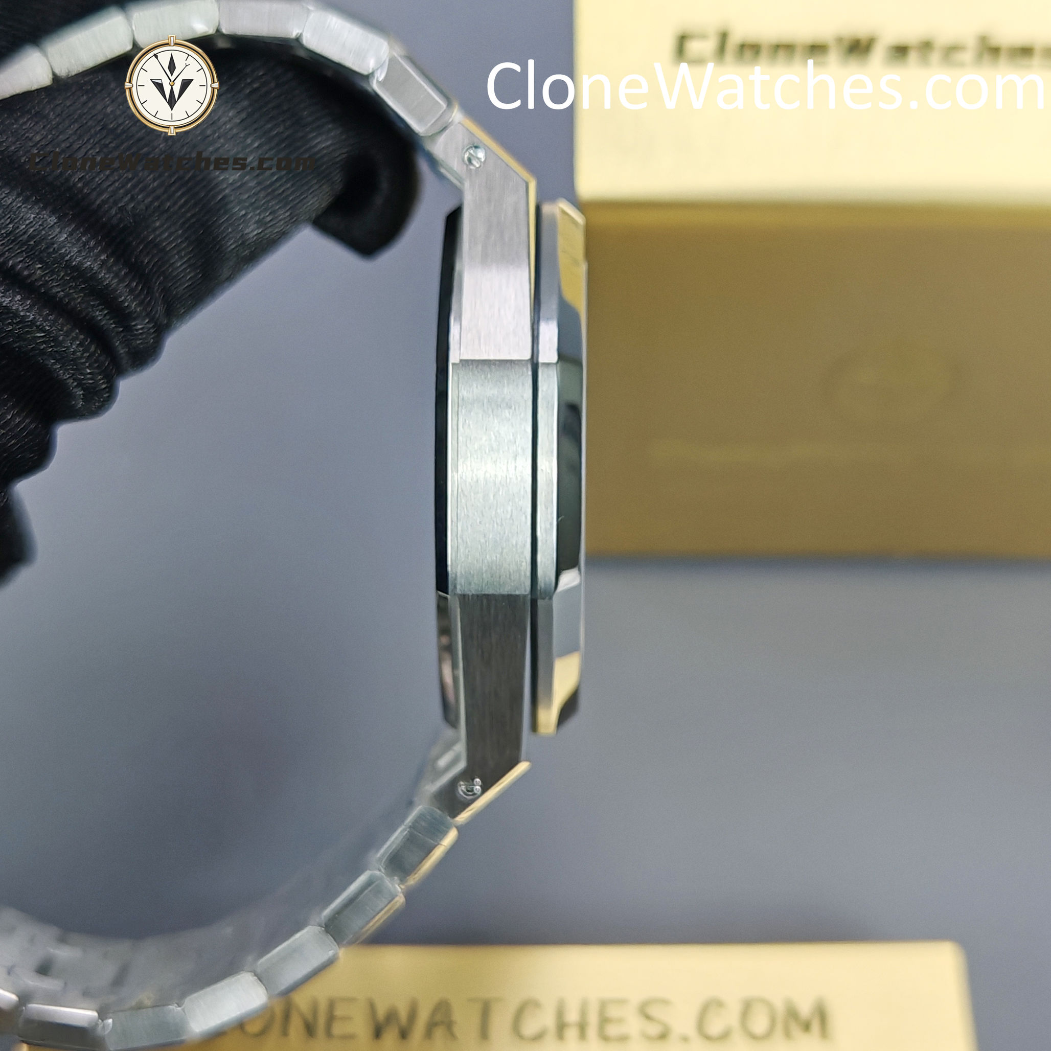 Audemars Piguet Super Clone Watches 1:1 Royal Oak 15500 Black Dial