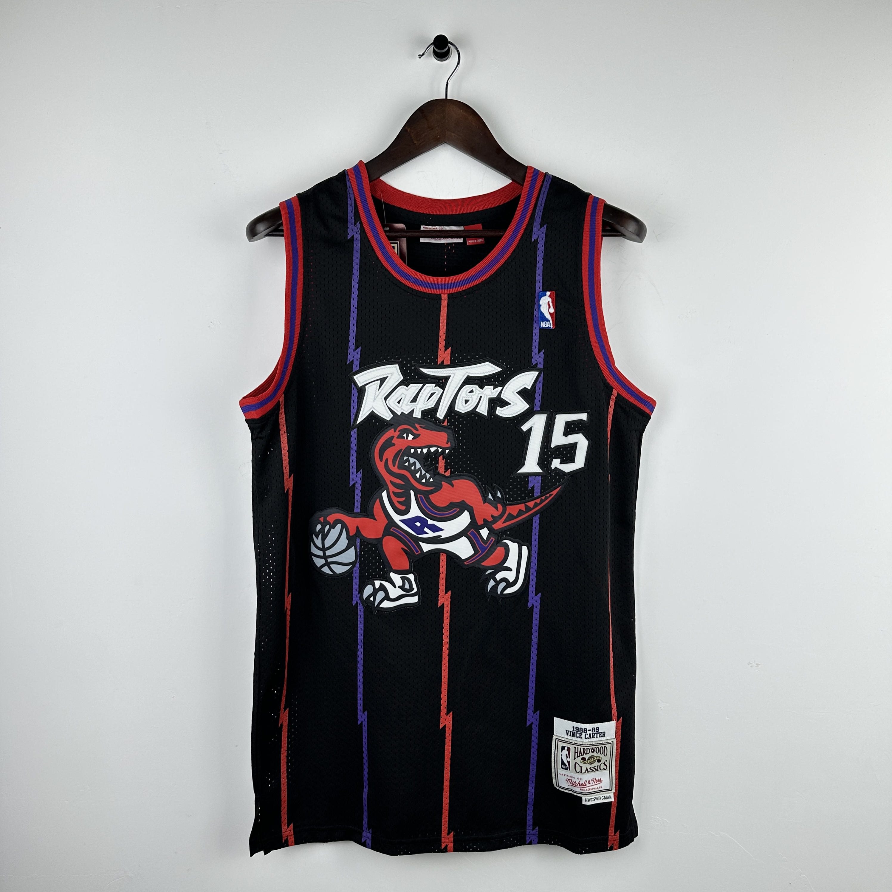 Embroidered MN Retro Jersey Raptors 88/89 Season Black No. 15 Carter