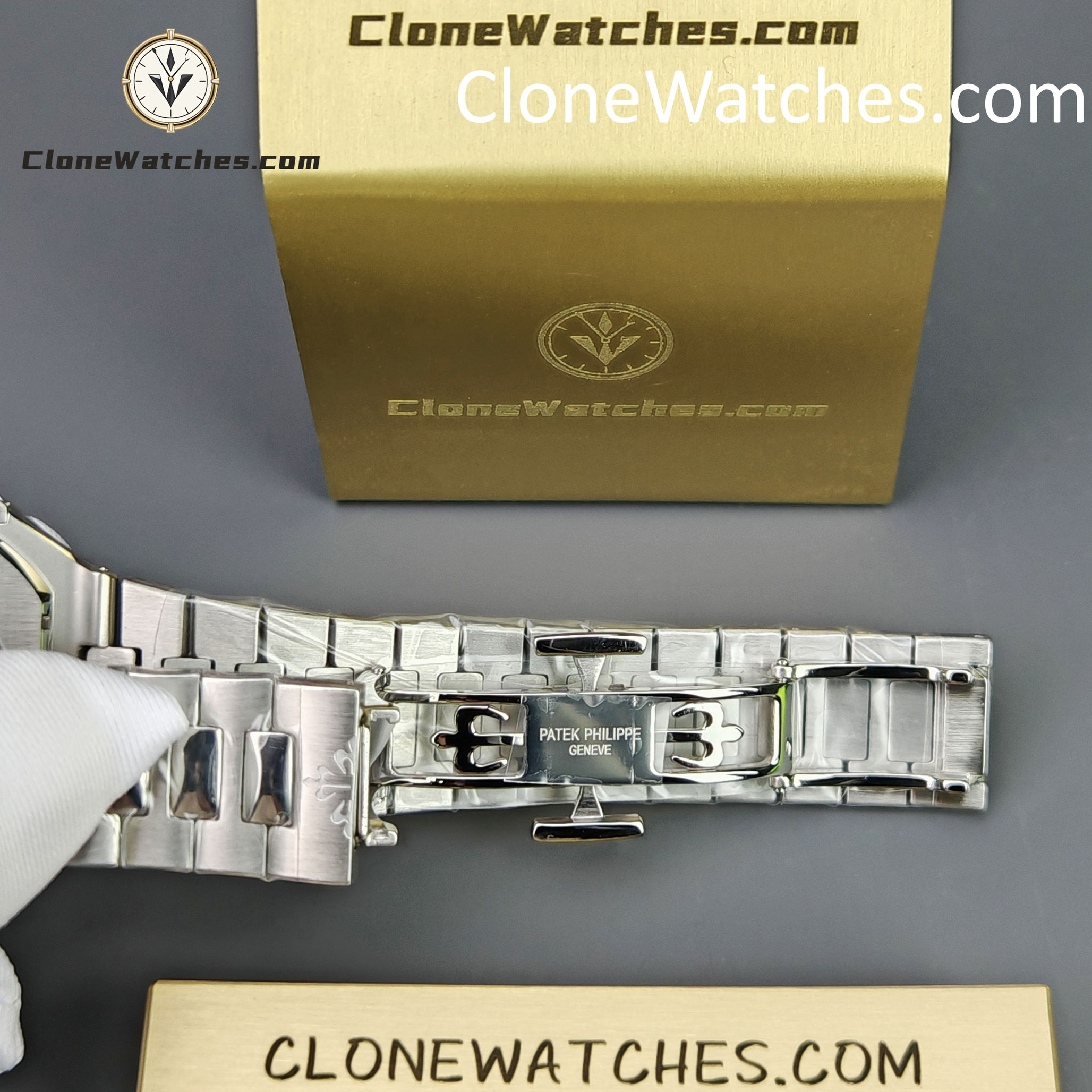 Patek Philippe Super Clone Watches 1:1 Cubitus 5821/1A-001 Green Dial
