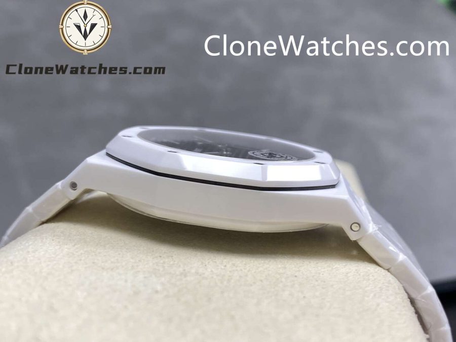 Audemars Piguet Super Clone Watches 1:1 Royal Oak White Ceramic 15500 Black Dial 41MM