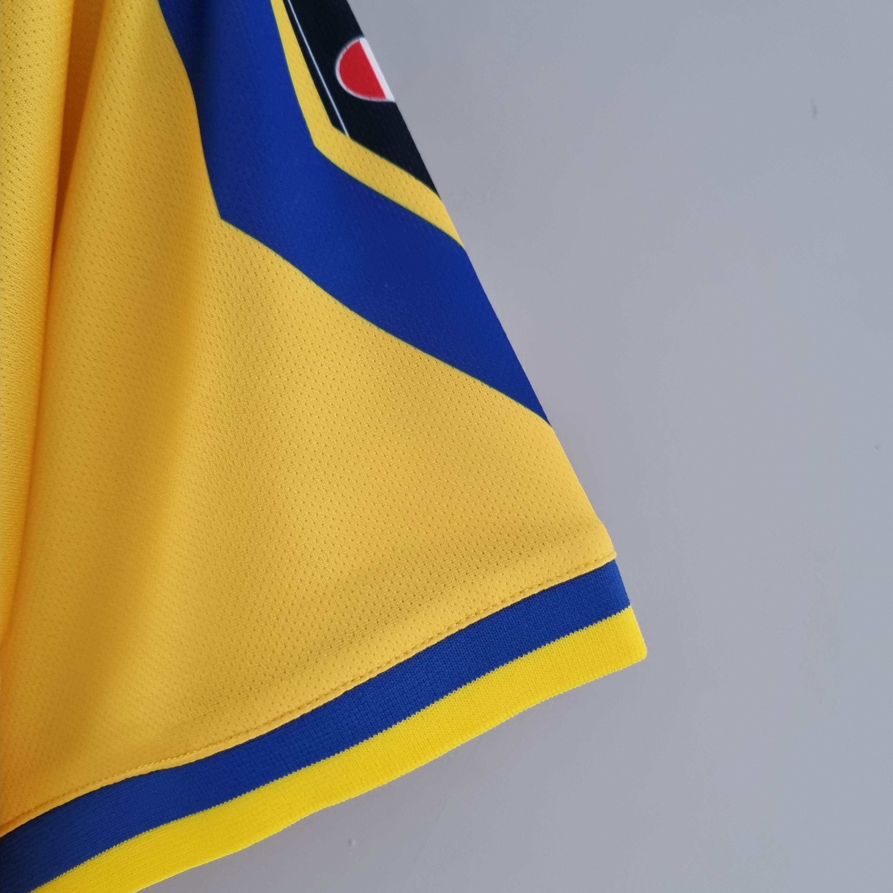 1999/2000 Parma Away Retro Jersey - Fans Edition