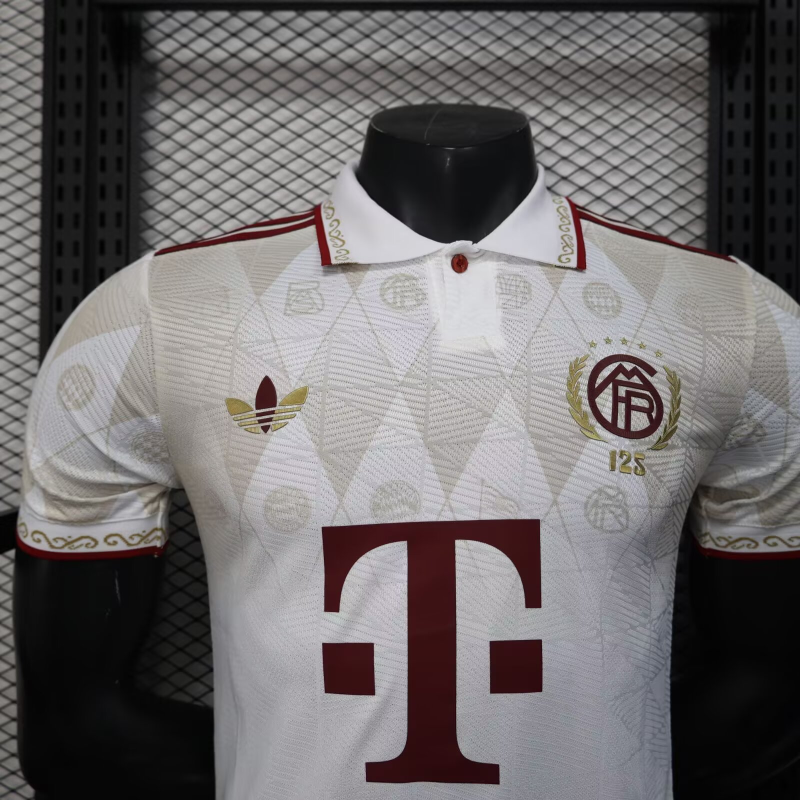 2025-26 FC Bayern 125th Anniversary Special Edition - Jersey - Player Edition