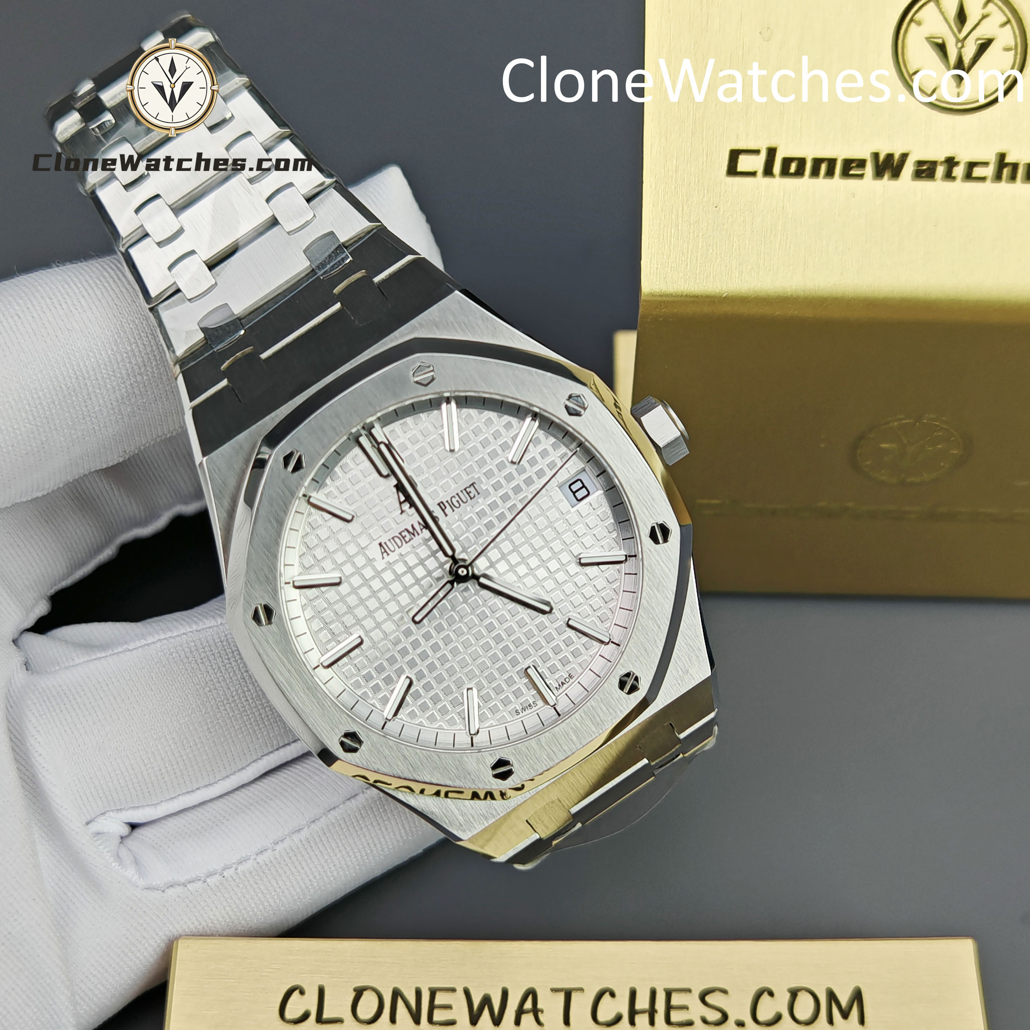 Audemars Piguet Super Clone Watches 1:1 Royal Oak 15500 White Dial