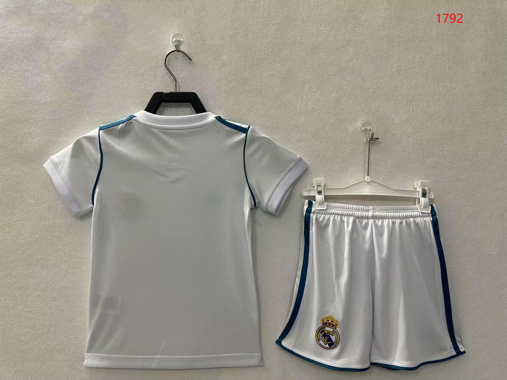 2017/18 Real Madrid Home Retro - Kids Kit