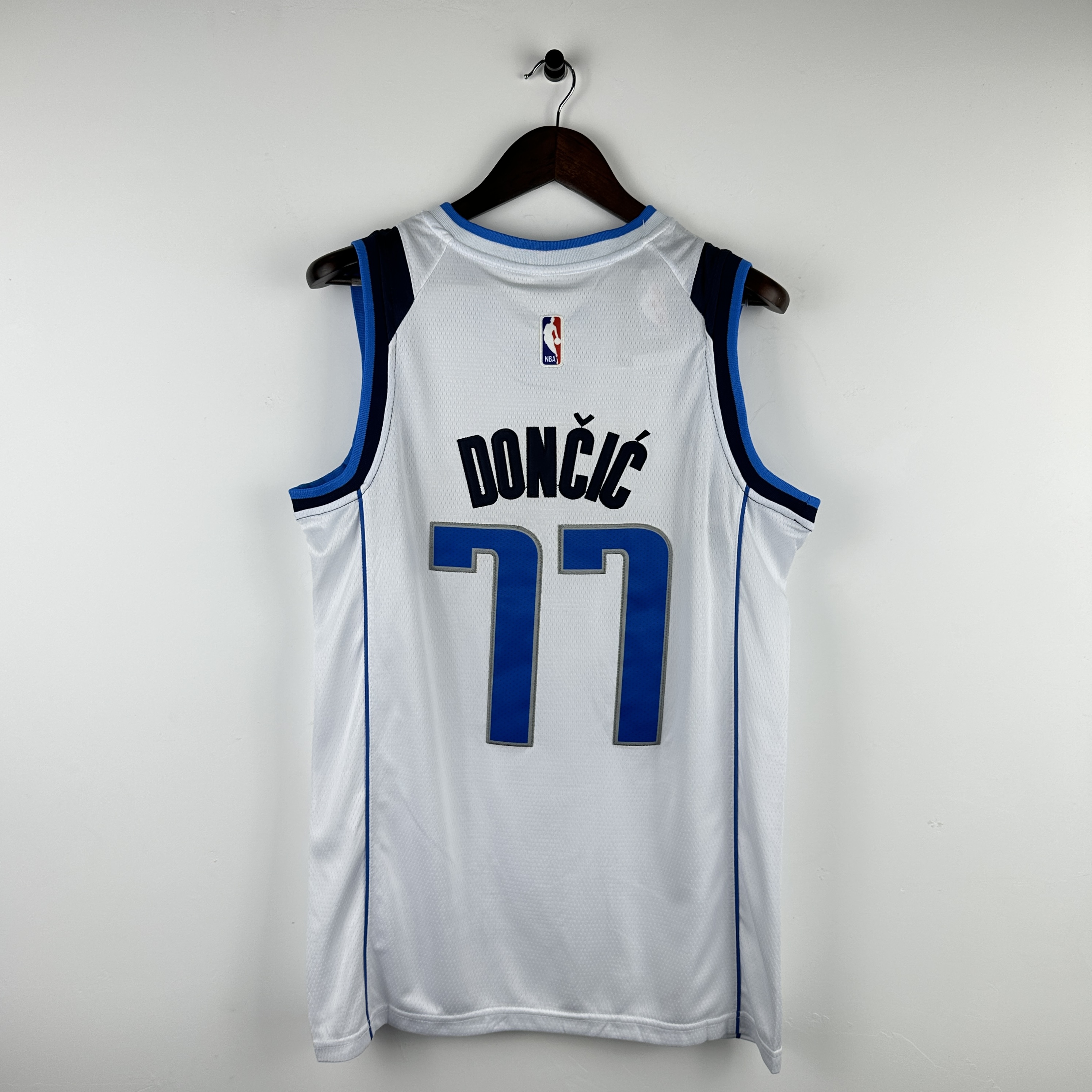Embroidery Mavericks White No. 77 Doncic