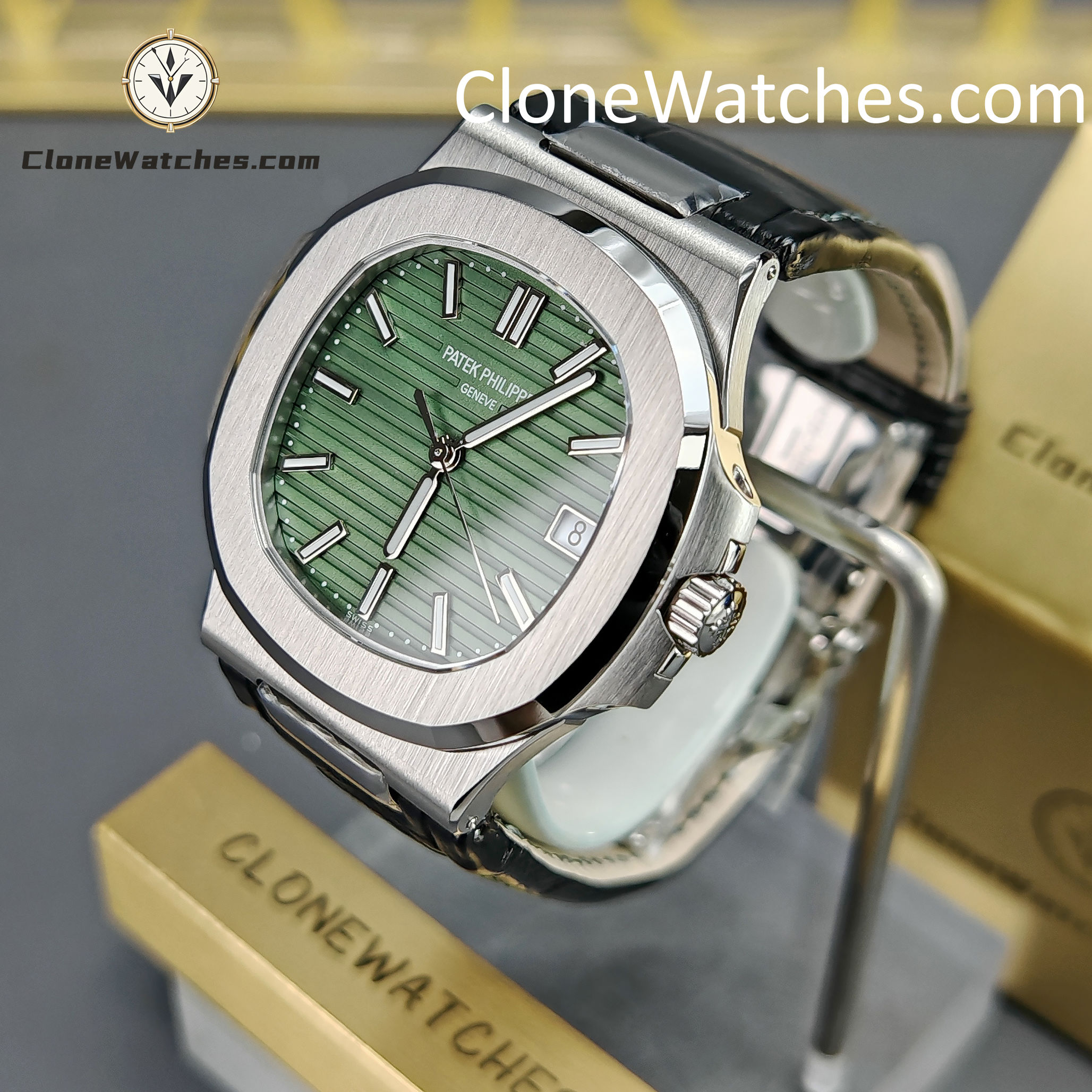 Patek Philippe Super Clone Watches 1:1 Nautilus 5711 Green Dial Black Leather Strap