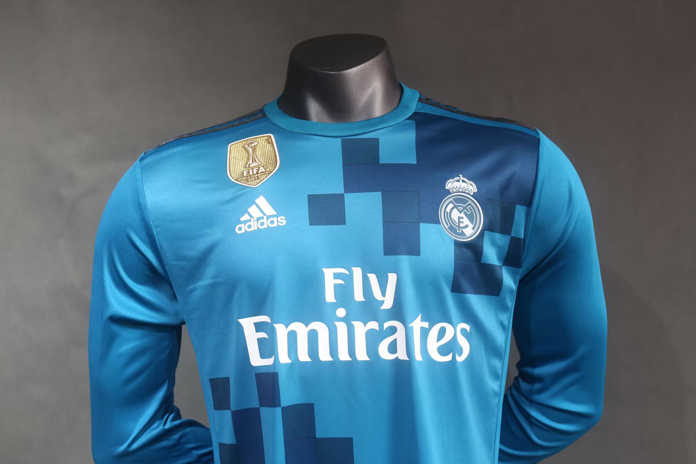 2017/18 Retro Real Madrid Long Sleeve Player’s Edition Jersey
