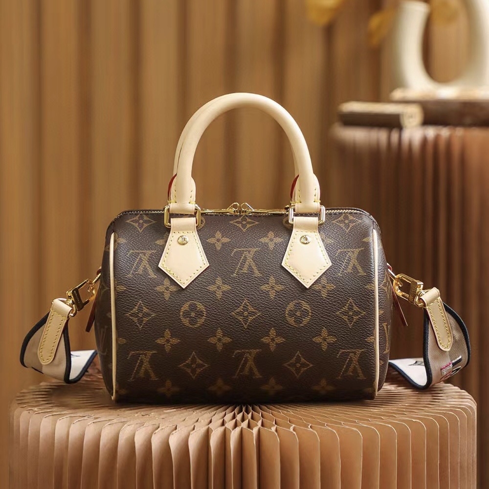 Louis Vuitton M41113 SPEEDY 20 handbag (with shoulder strap)