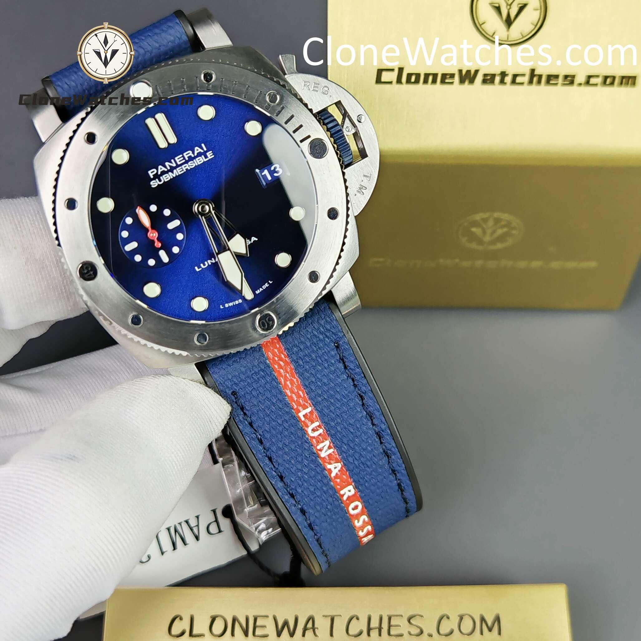 Panerai Super Clone Watches 1:1 Submersible QuarantaQuattro Luna Rossa PAM01391 44mm