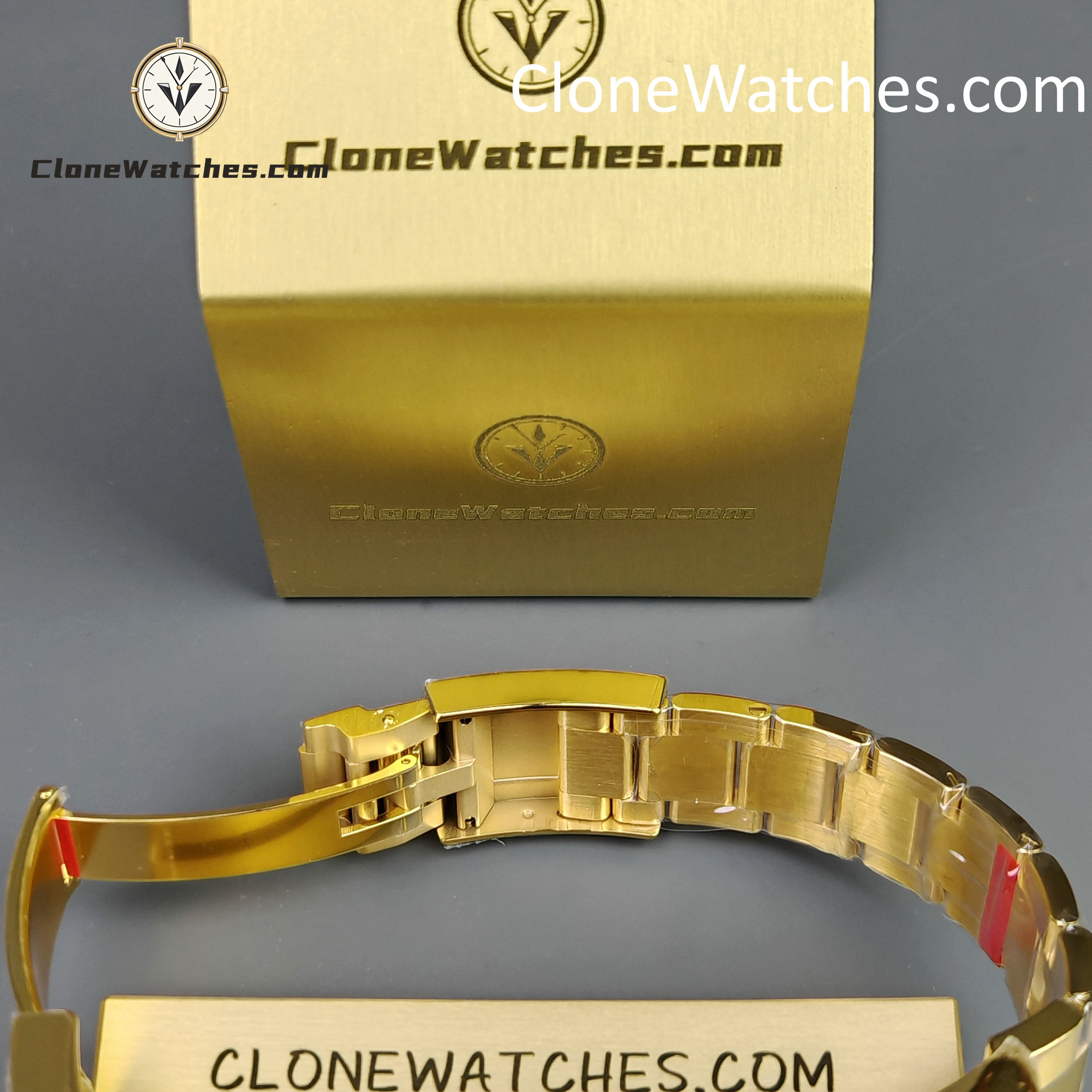 Rolex Super Clone Watches 1:1 Daytona 18K Gold Green Dial M116508-0013 4130 Movement
