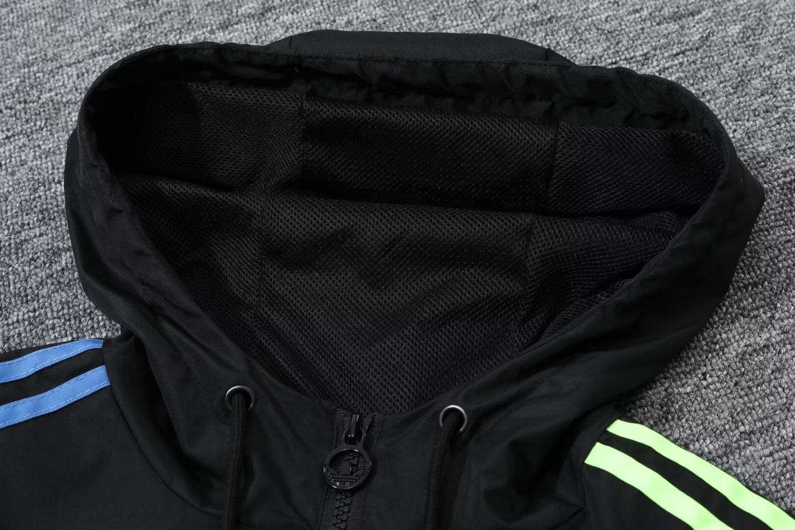 2023/24 Arsenal black hooded windbreaker 1:1 Thai quality