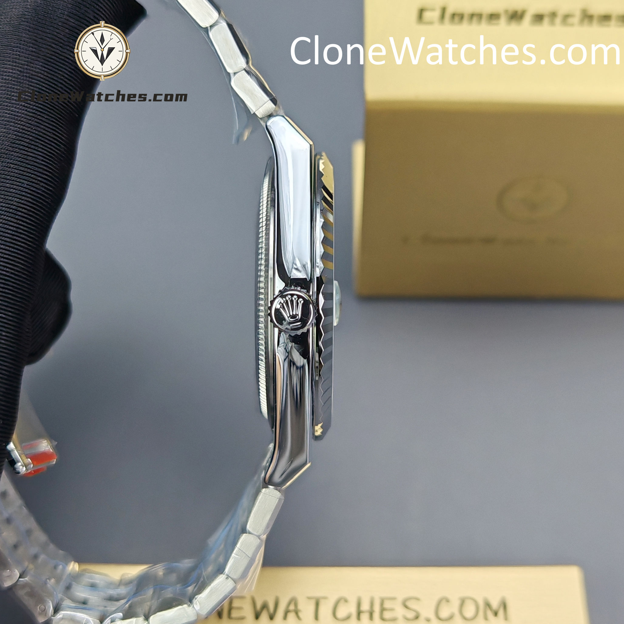 Rolex Super Clone Watches 1:1 Land-Dweller M127336-0001 Blue Dial 7135 Movement 40mm