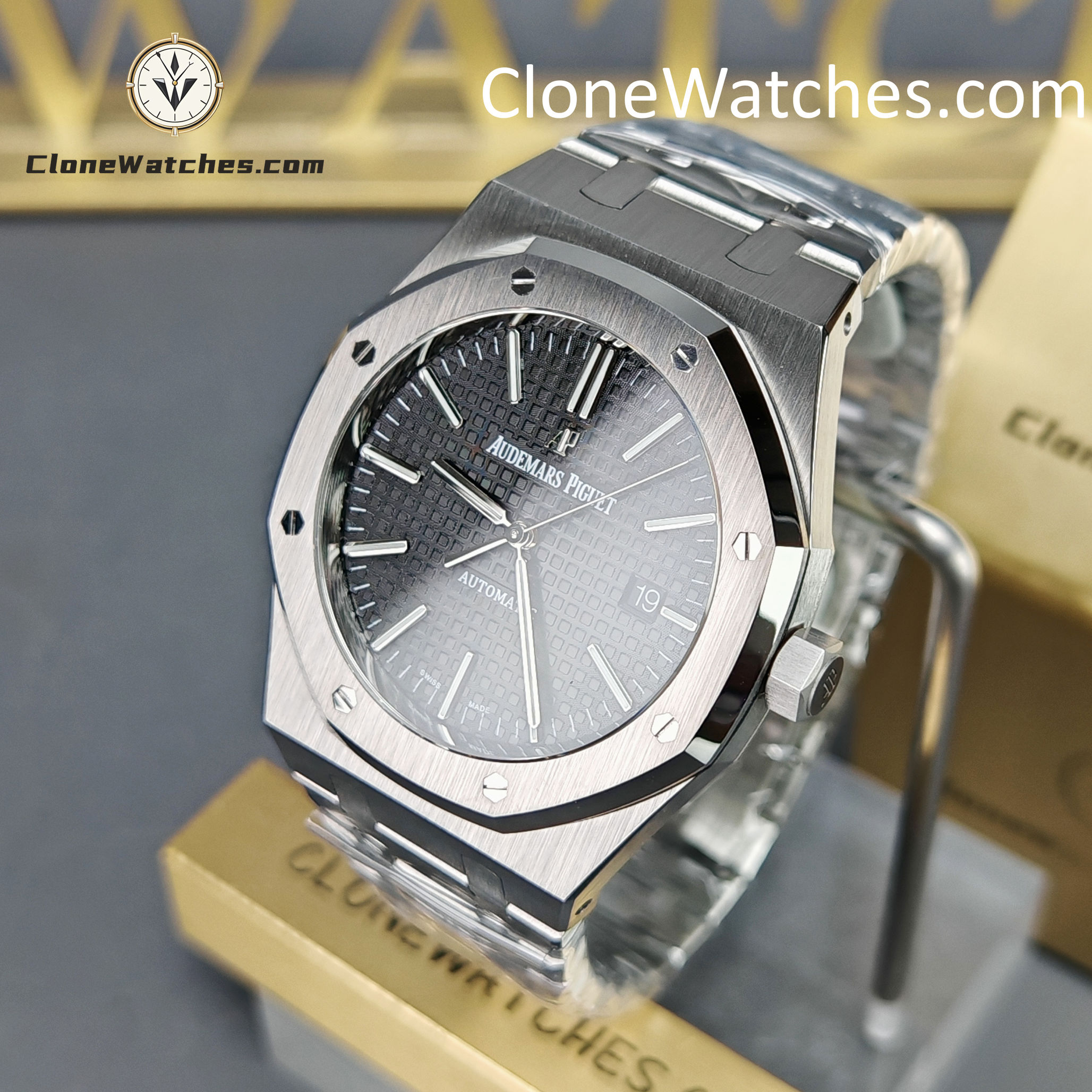 Audemars Piguet Super Clone Watches 1:1 Royal Oak 15400 Black Dial