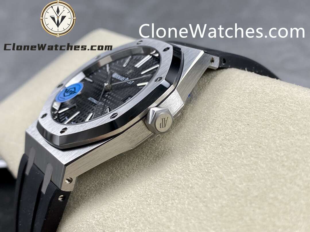 Audemars Piguet Super Clone Watches 1:1 Royal Oak 15400 Black Dial Rubber Strap