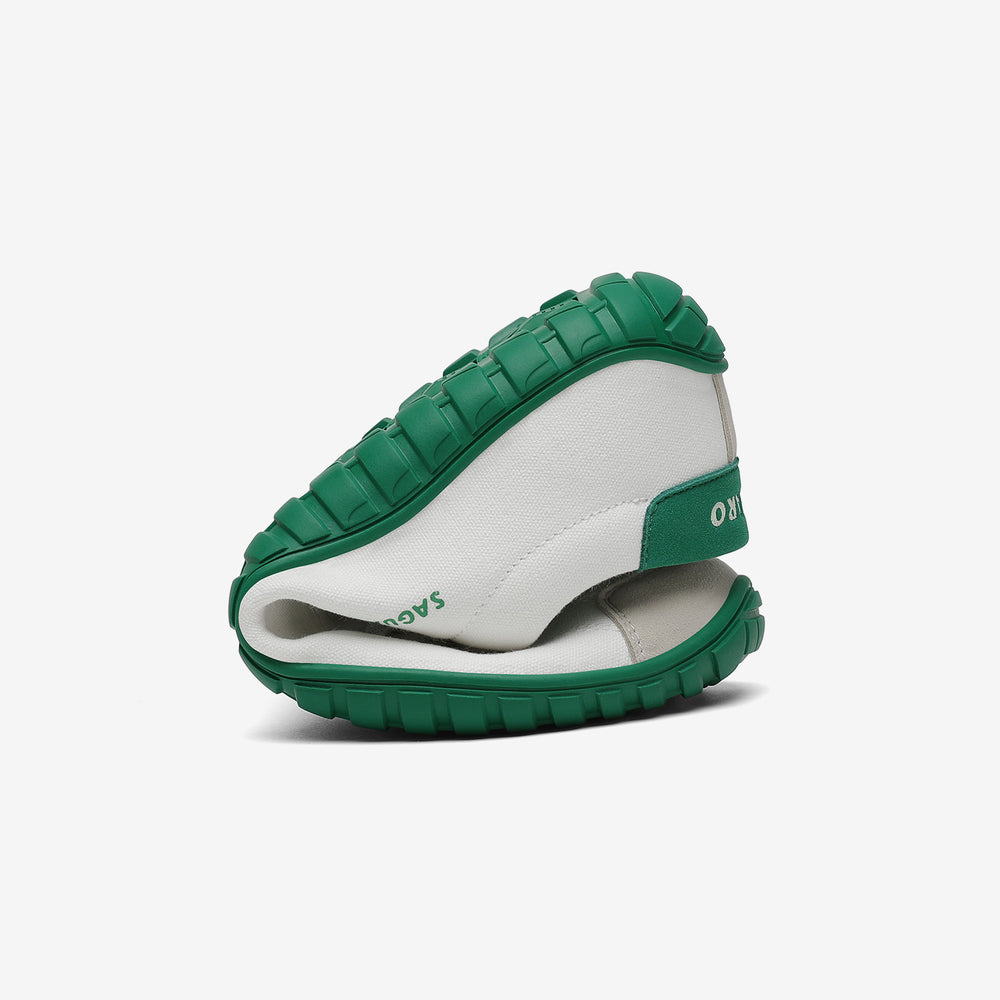 Woman Relax IV - Barefoot Shoes