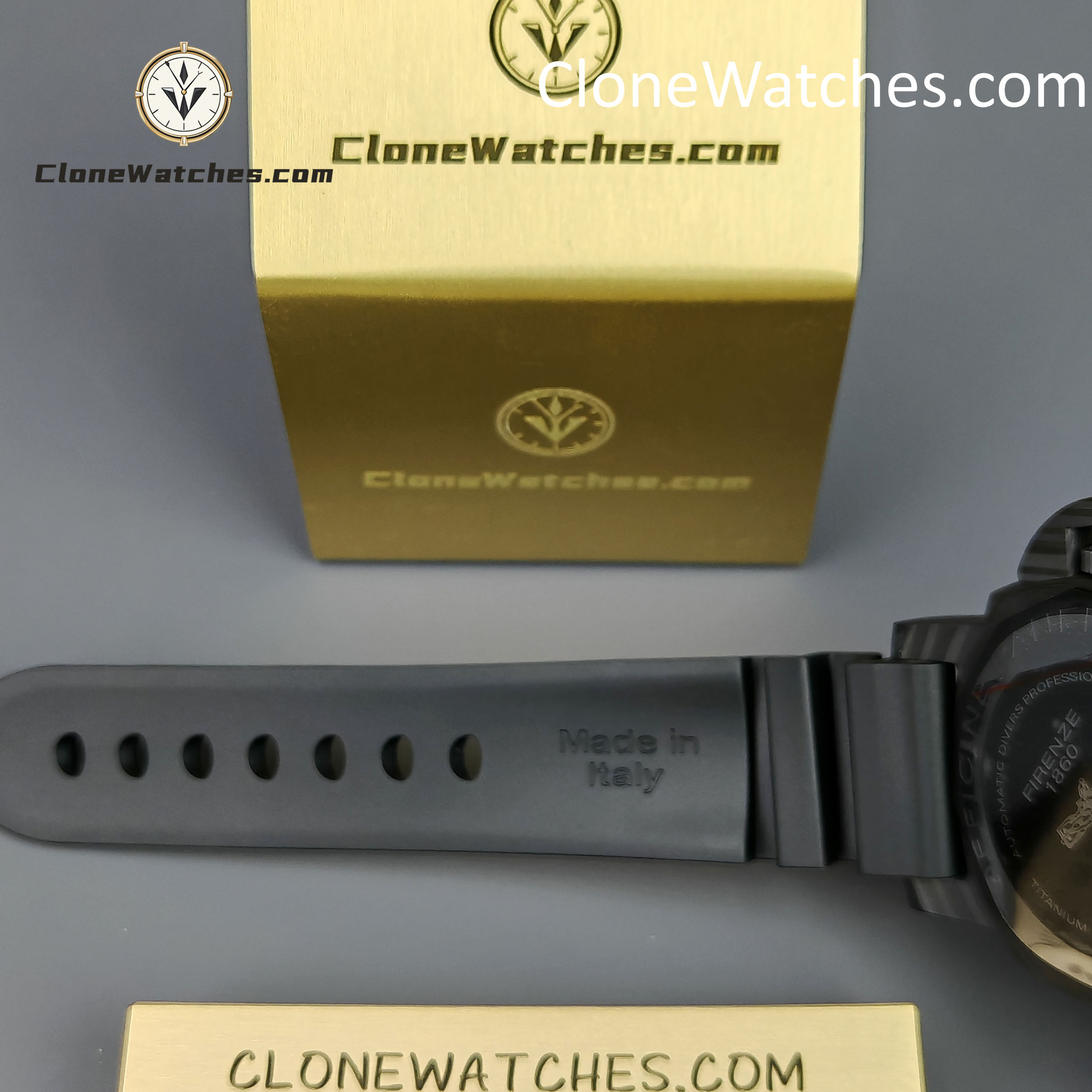 Panerai Super Clone Watches 1:1 Submersible Carbontech PAM 00960