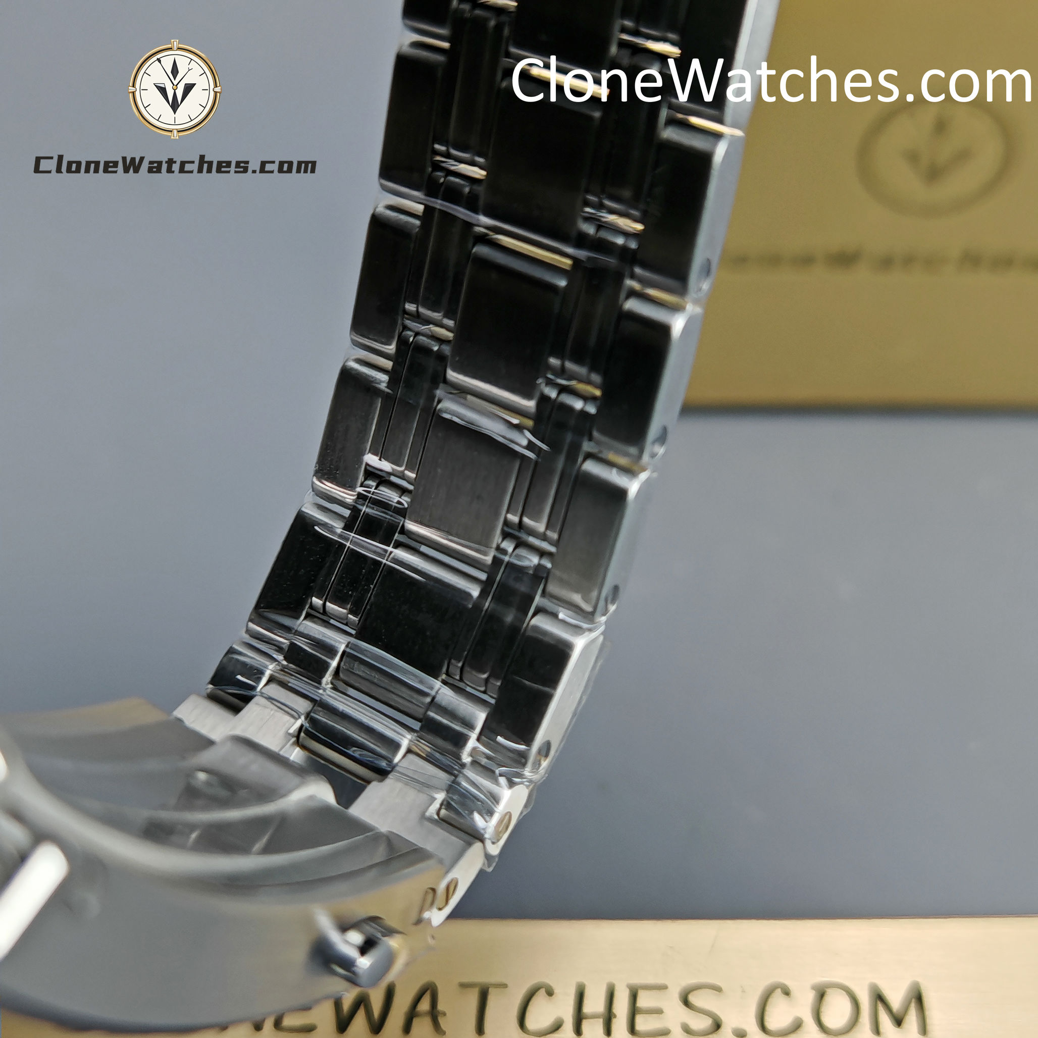 OMEGA Super Clone Watches 1:1 Seamaster Diver 300M 210.22.42.20.01.003 42mm