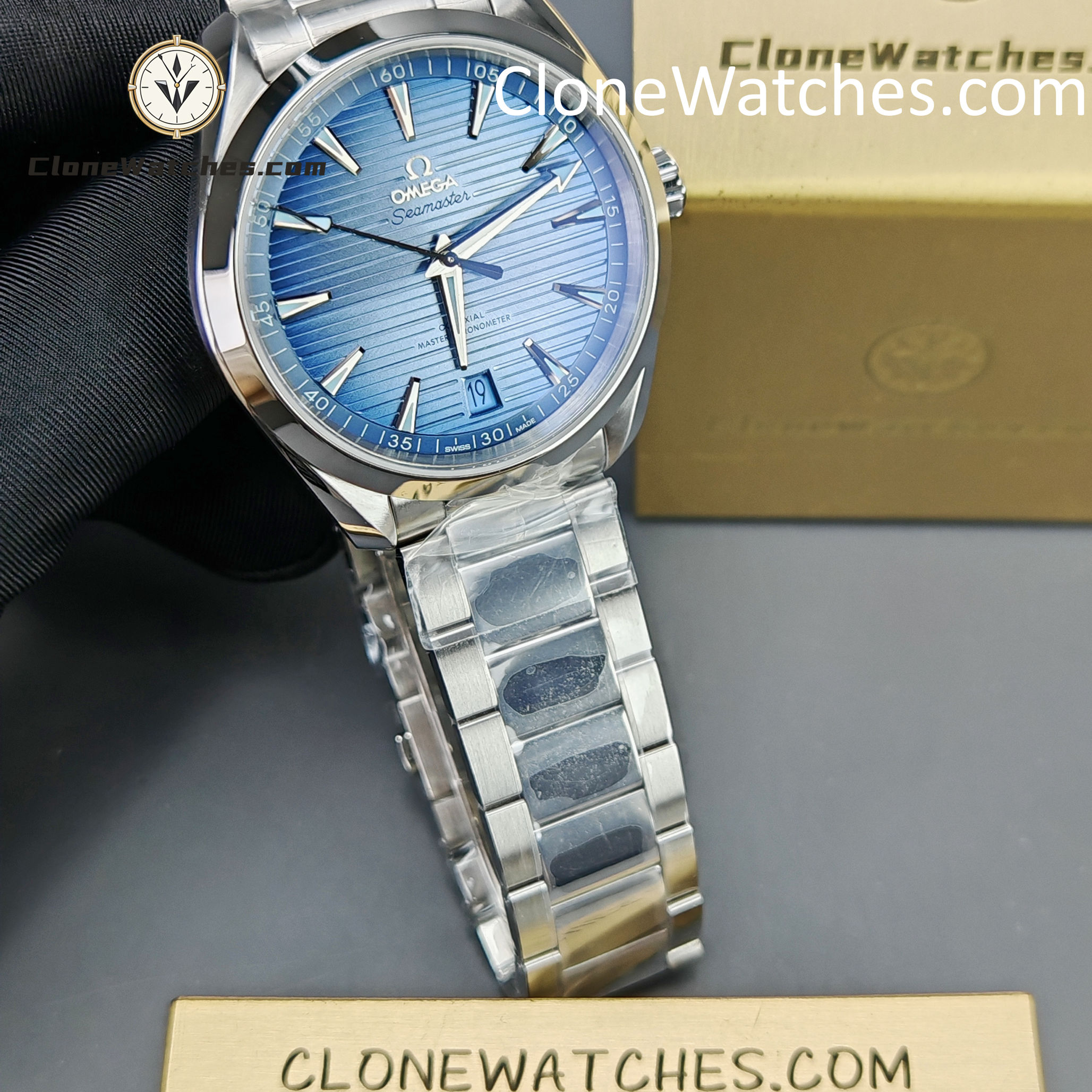 OMEGA Super Clone Watches 1:1 Seamaster Aqua Terra 150M 220.10.41.21.03.005 41MM