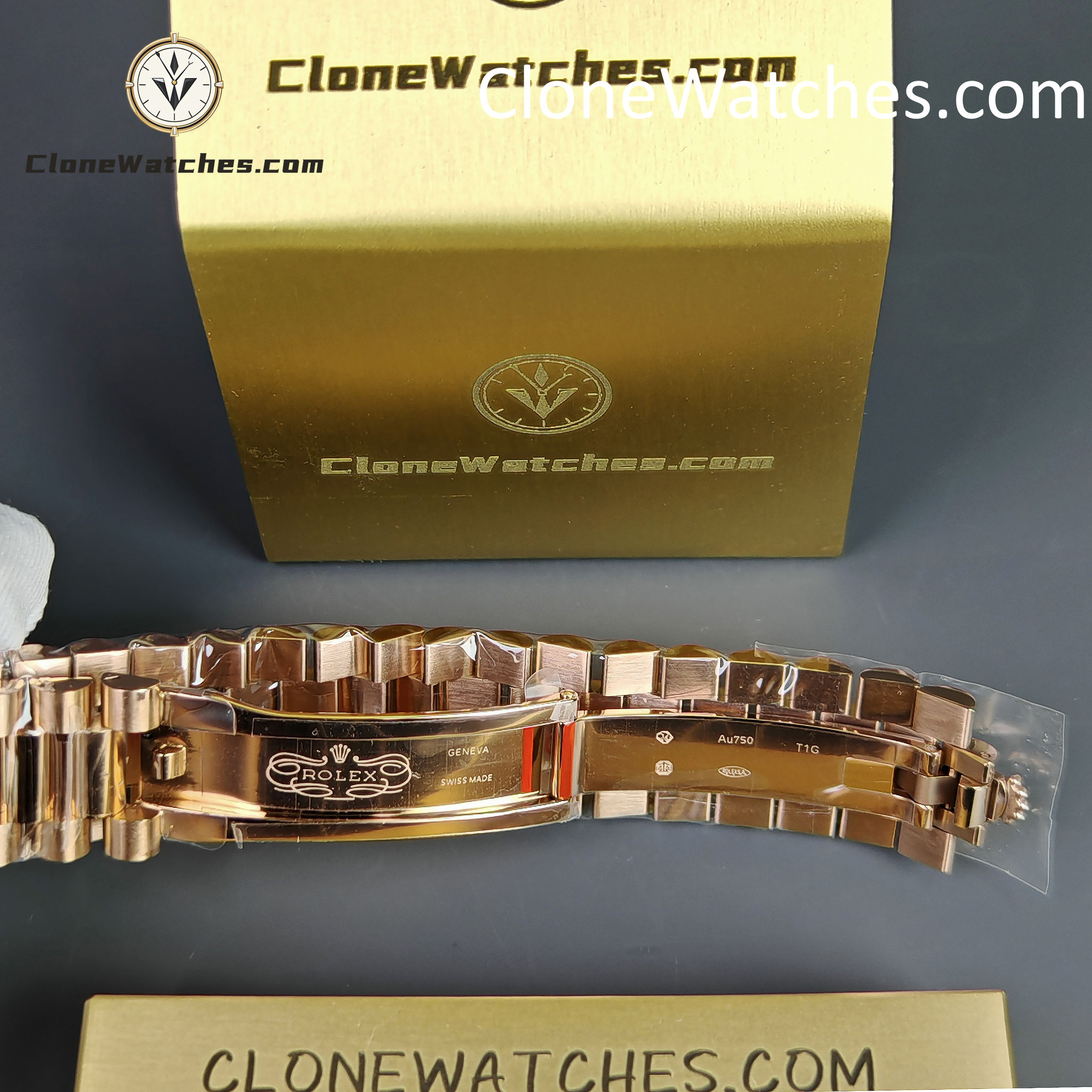 Rolex Super Clone Watches 1:1 Day Date 18K Rose Gold Roman Dial 40mm m228235-0032 3255 Movement
