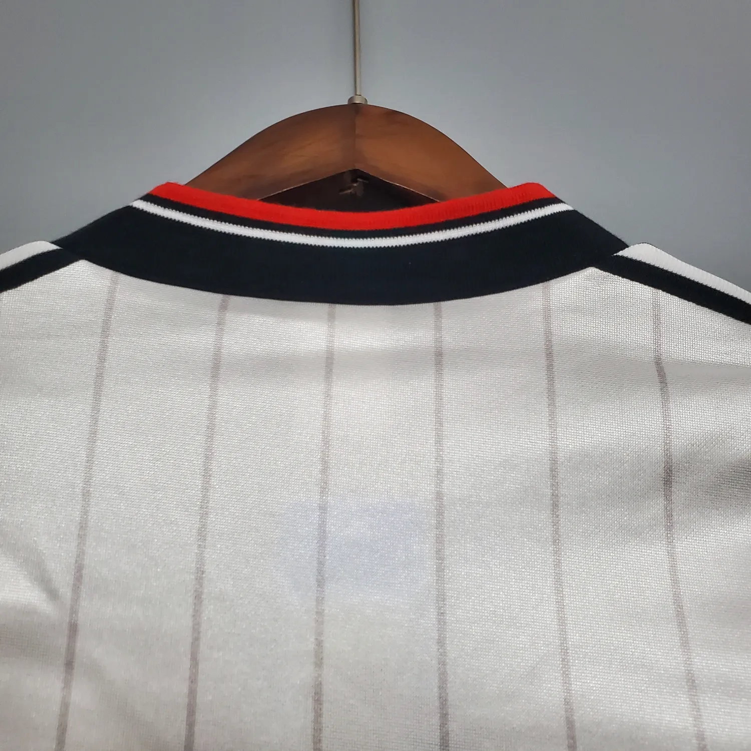 1983 Manchester United away retro jersey-Fans