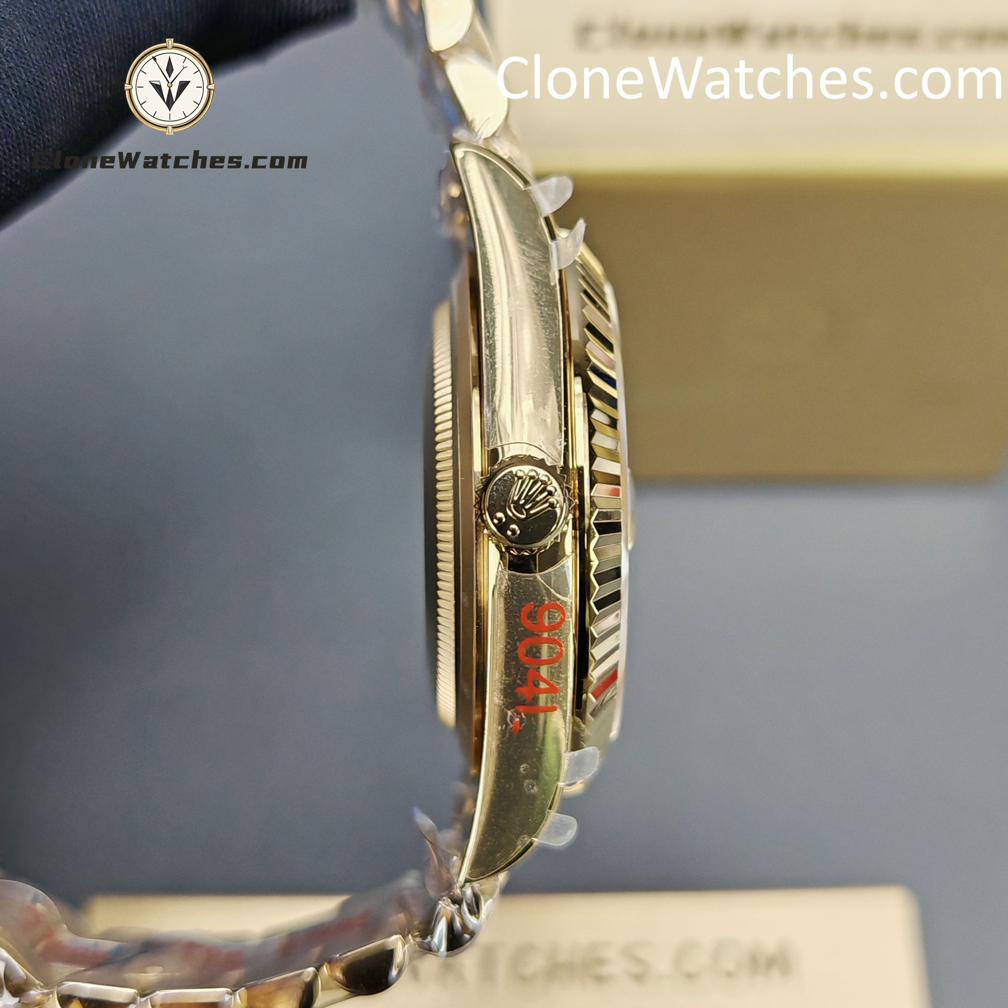 Rolex Super Clone Watches 1:1 Day Date 18K Gold Diamond Dial 40mm m228238-0005 3255 Movement