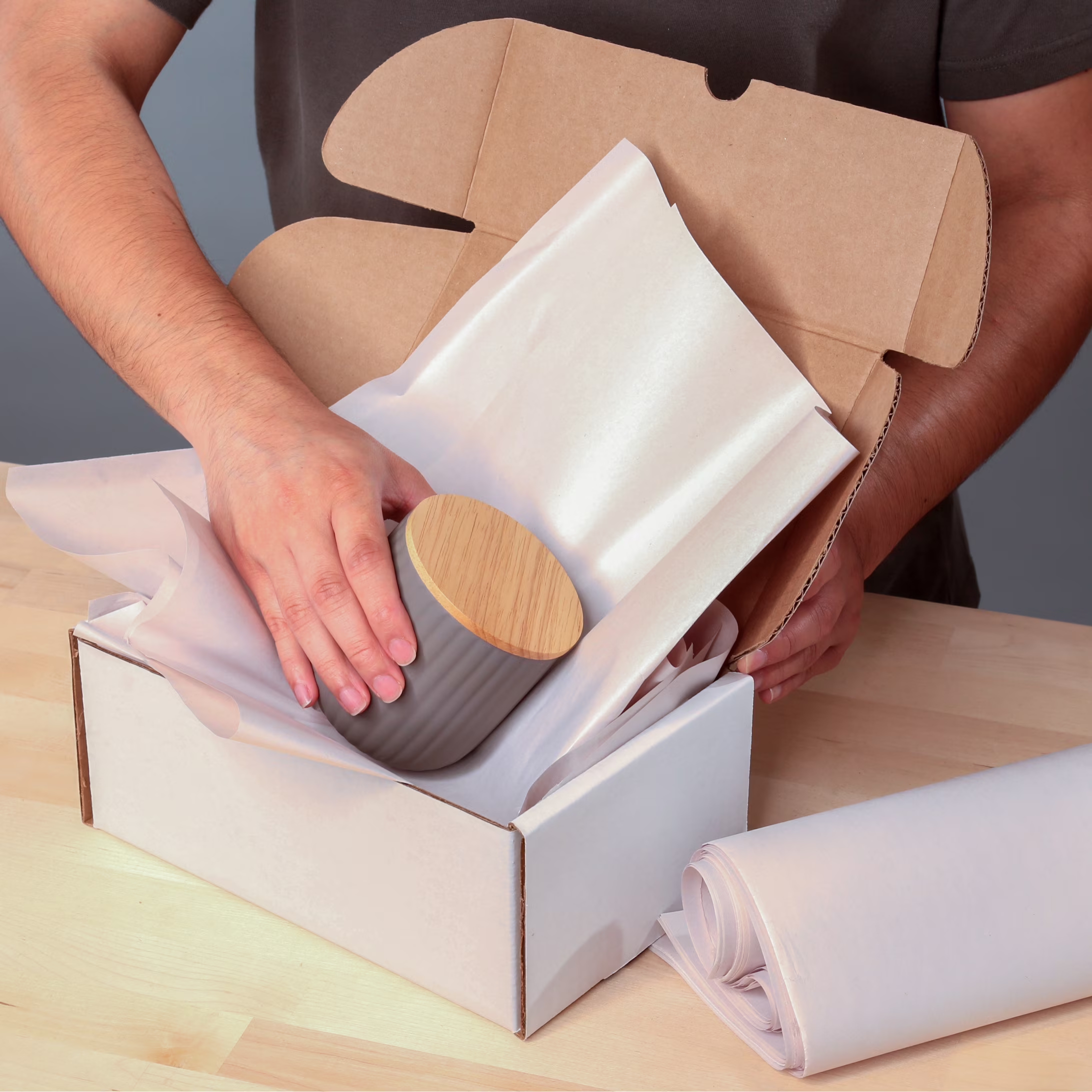 Pen+Gear Recycled Tuck-Top Shipping Box, 9 in L x 6 in W x 4 in H, White, 1 Count