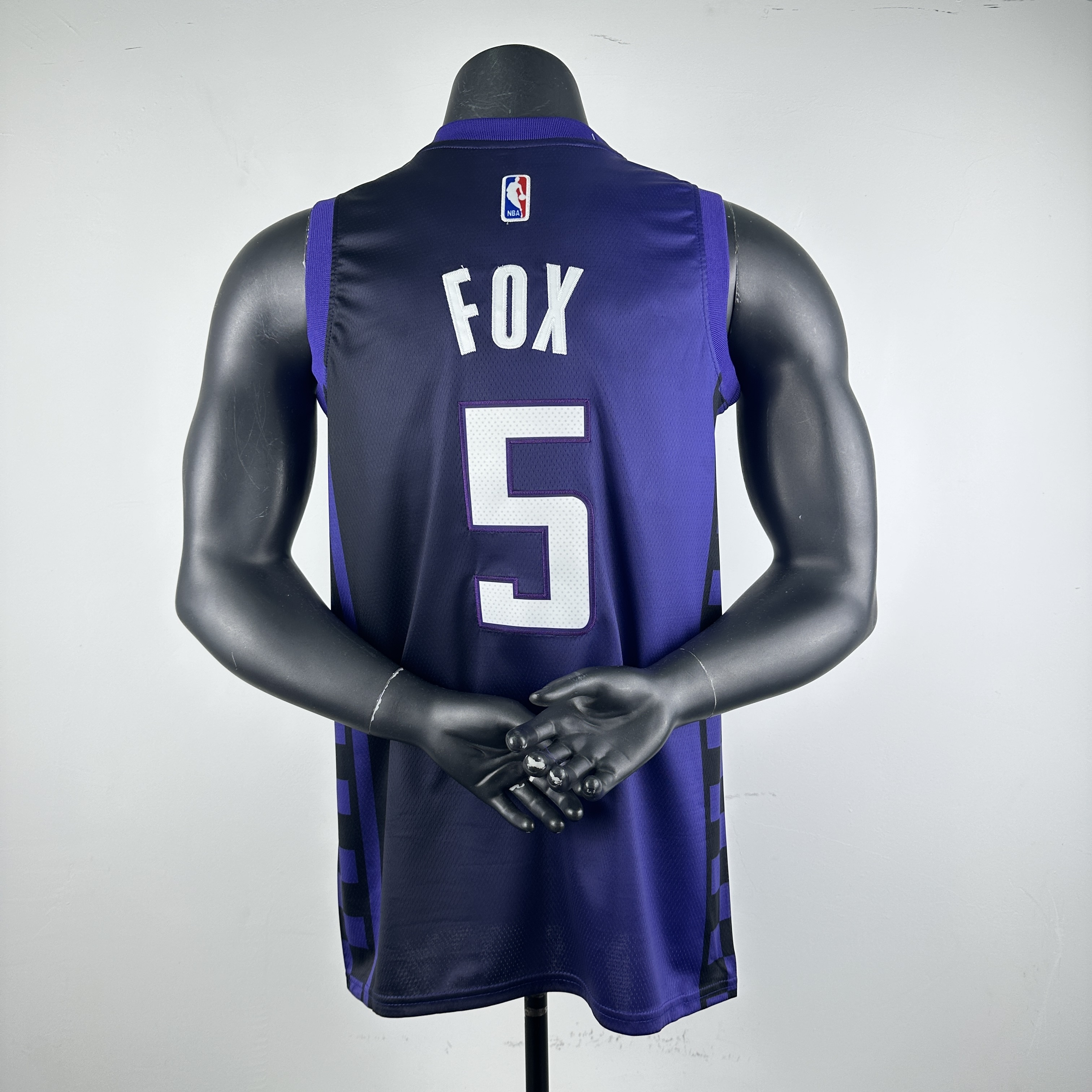 Embroidered 24th season Kings Flying Man No. 5 Fox