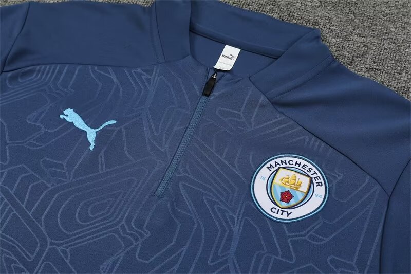 2024/25 Manchester City half-zip training kit